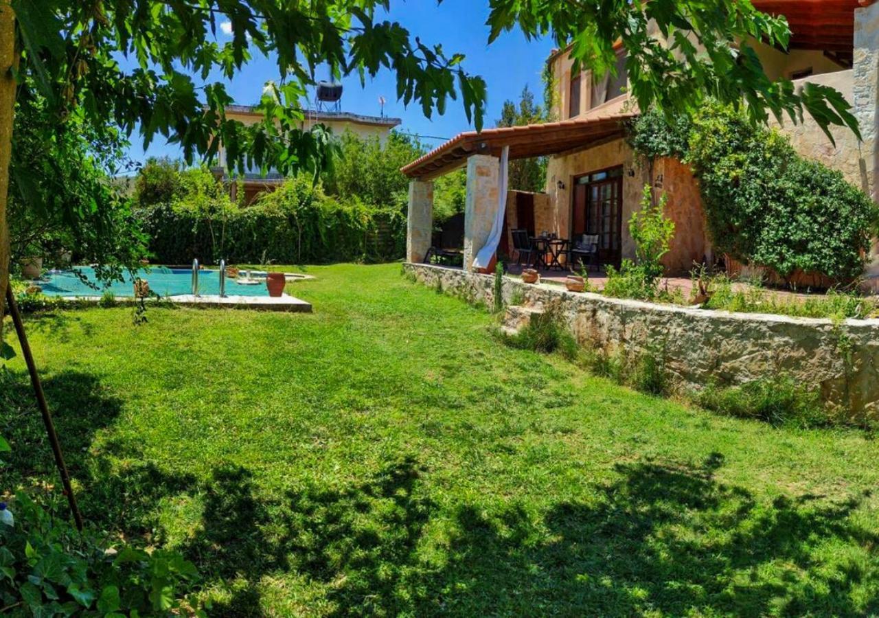 Villa Skine With Private Pool And Garden