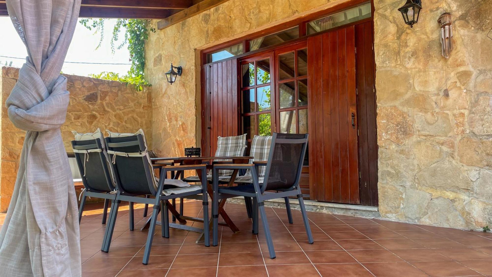 Villa Skine With Private Pool And Garden *