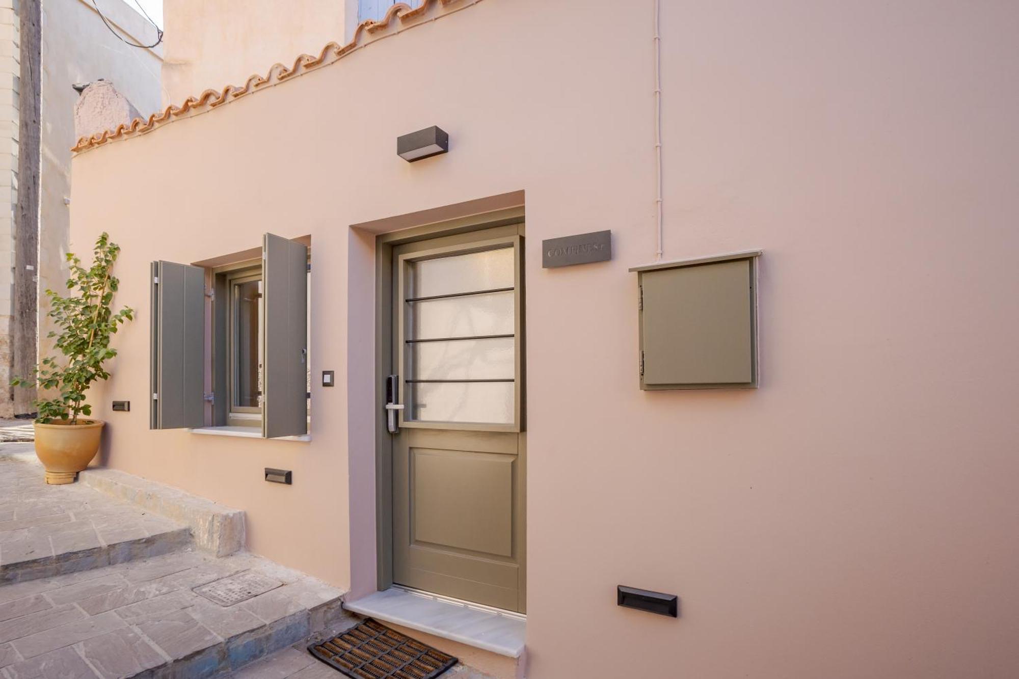 Comfinest Holiday home Chania (Crete)