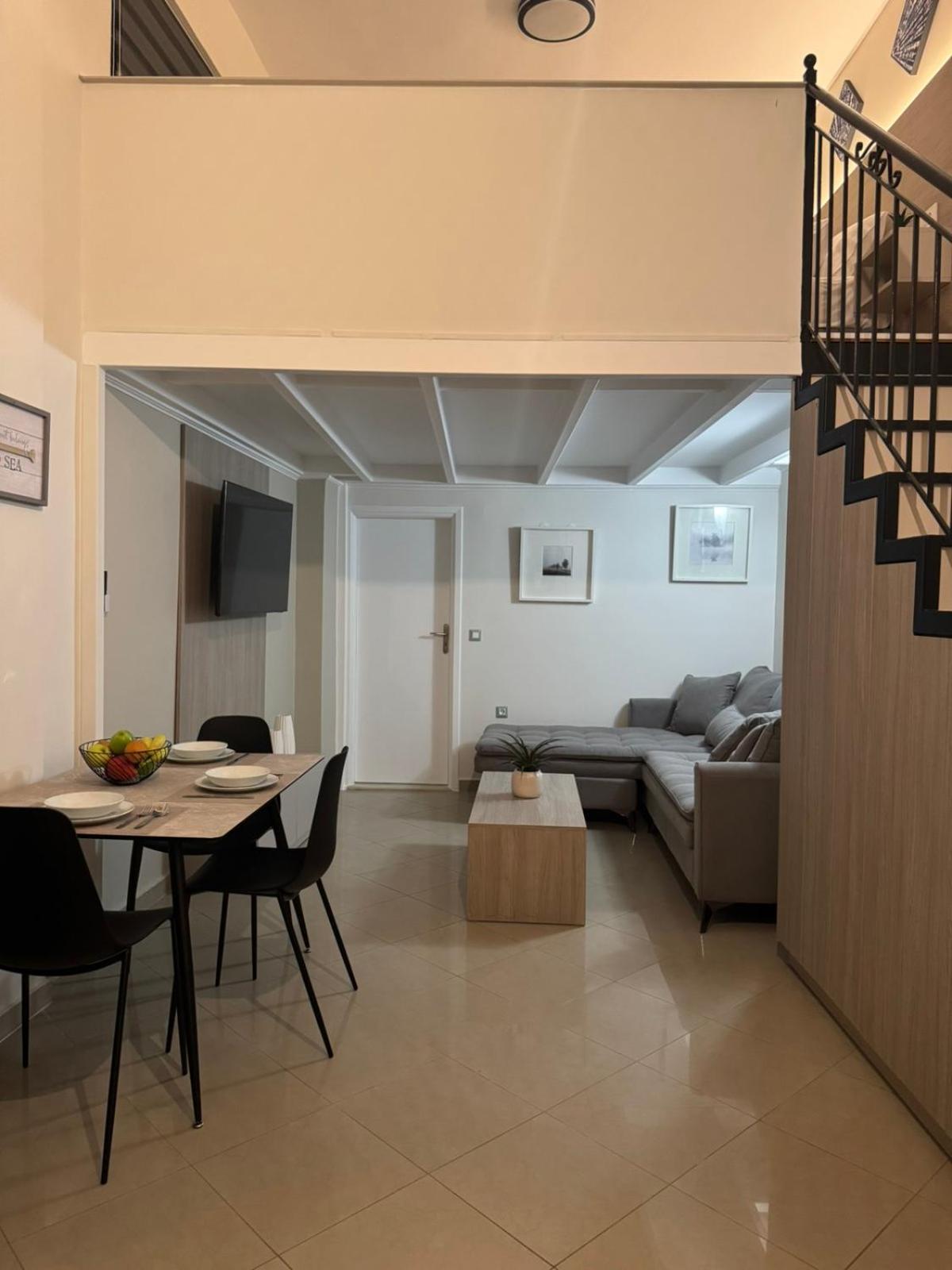 Foumidon Apartments, Chania