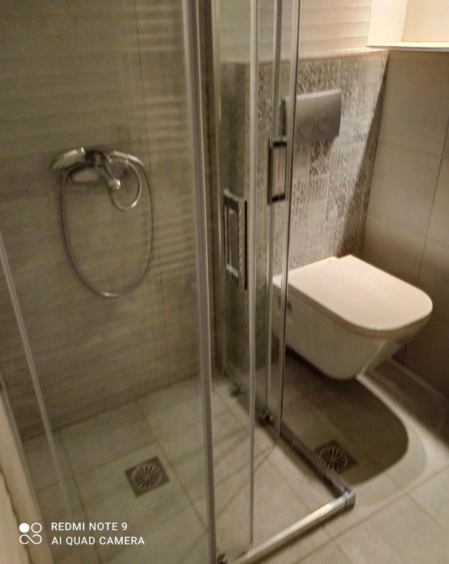 Watch Penthouse Center & Parking *