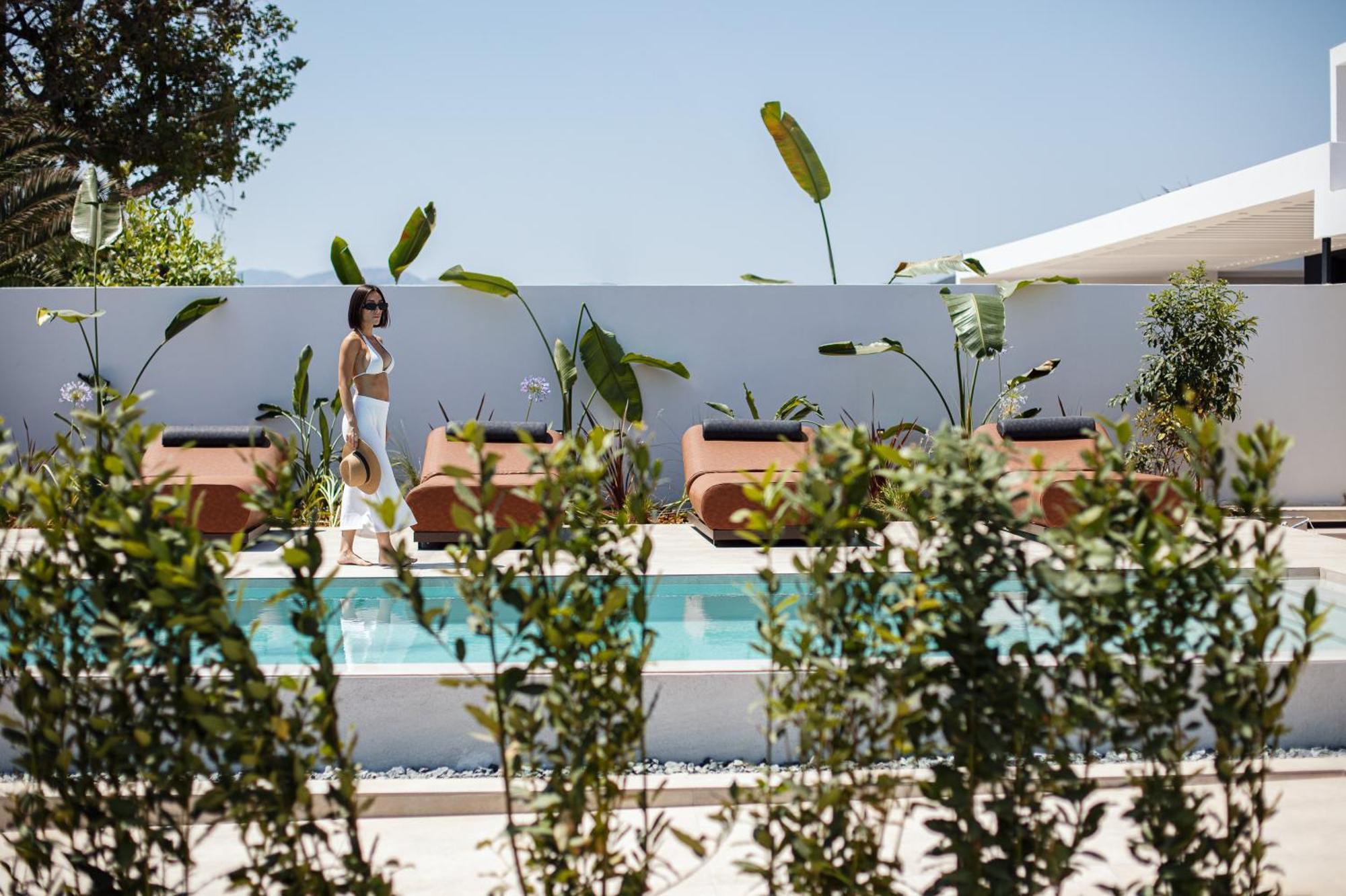 Nuera Villa *