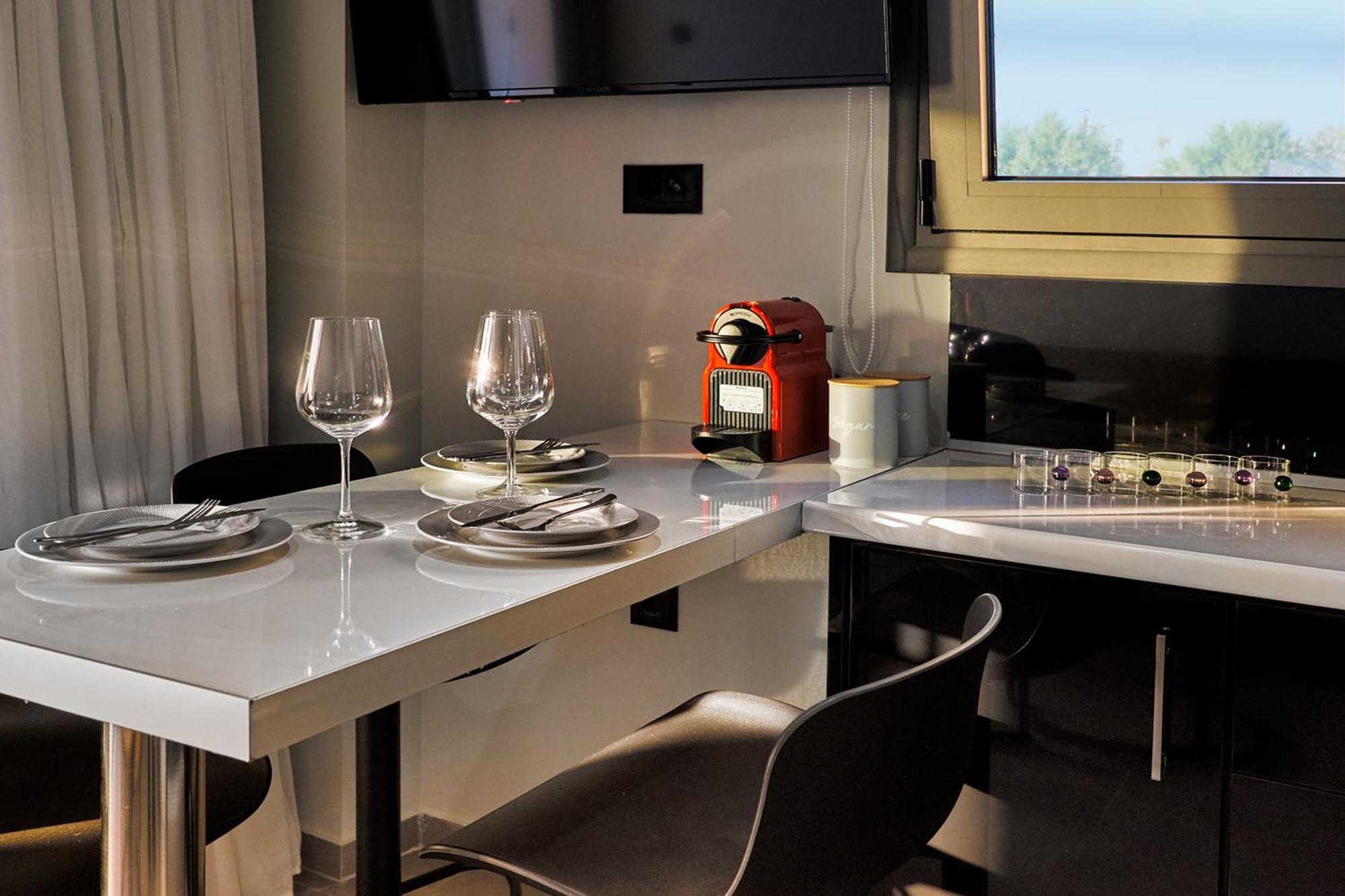 Callista Seafront Apartment *