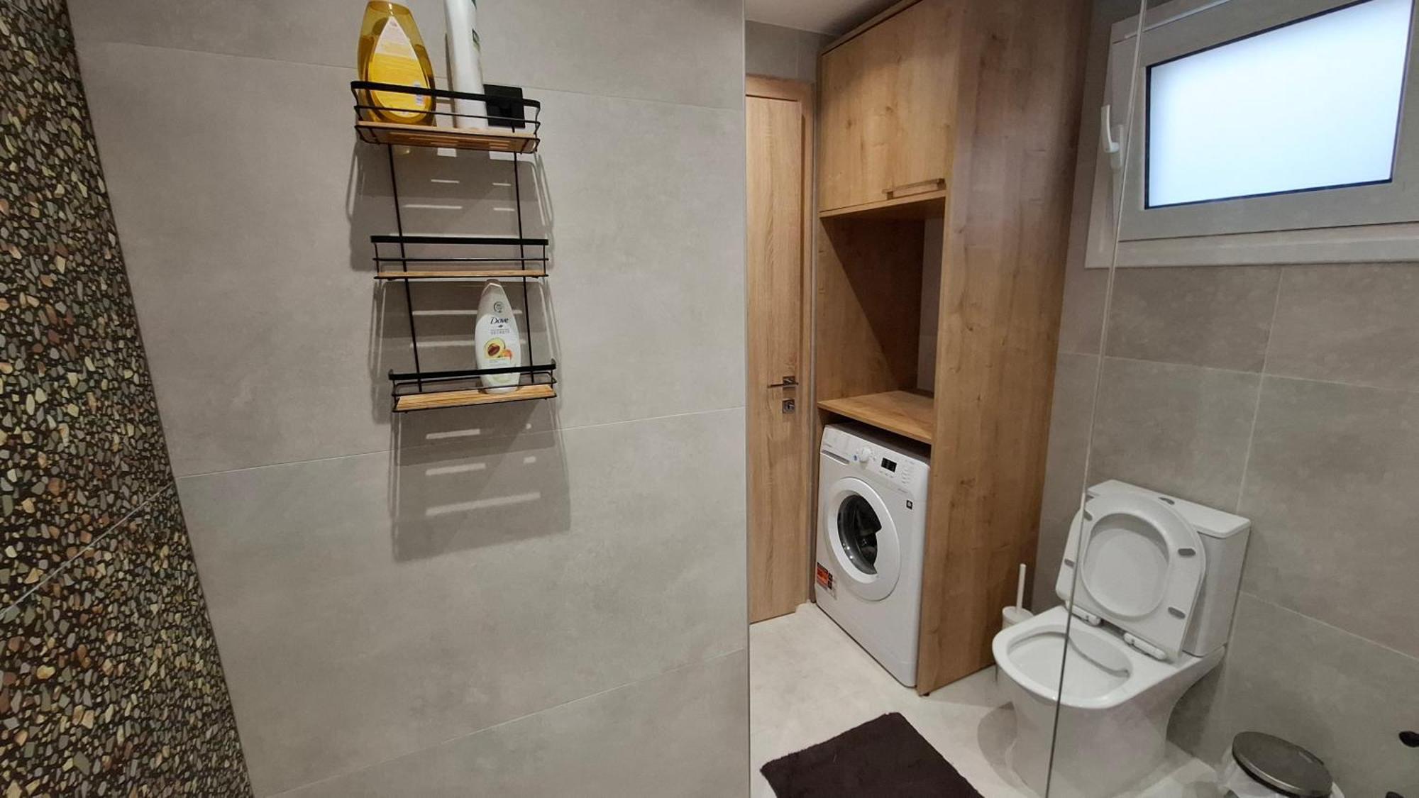 Apartment Sea View Modern 2br Floor On Nea Chora *