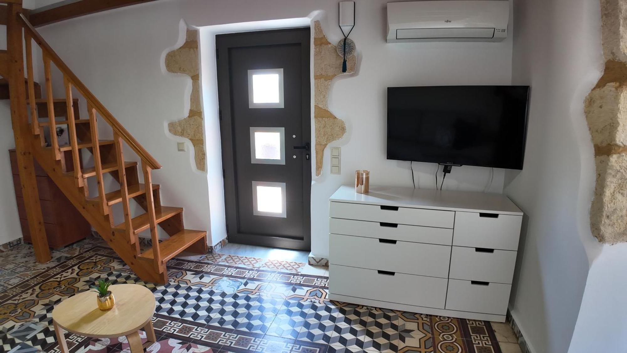 Stefanias House