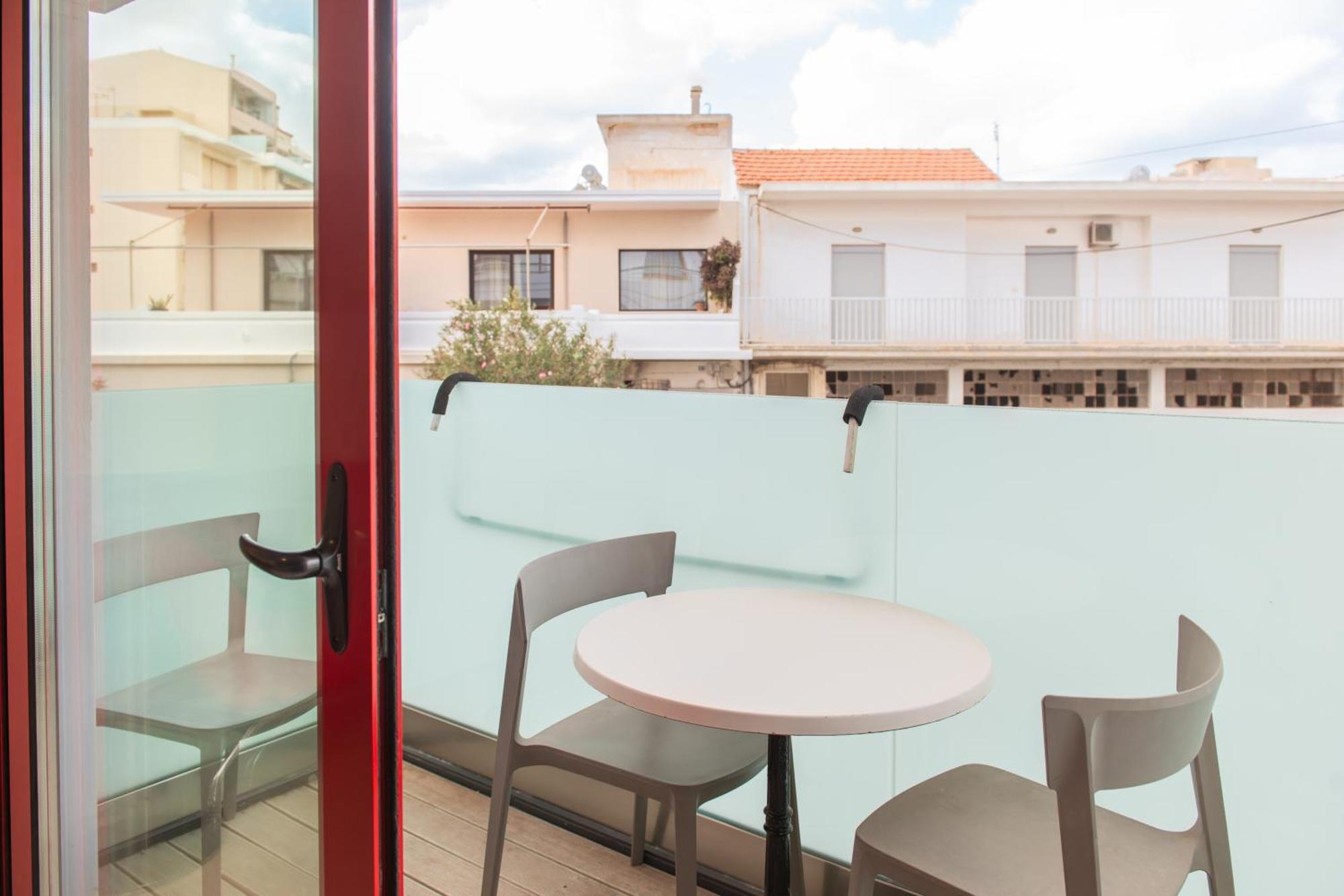Stefan's Seafront Apartment