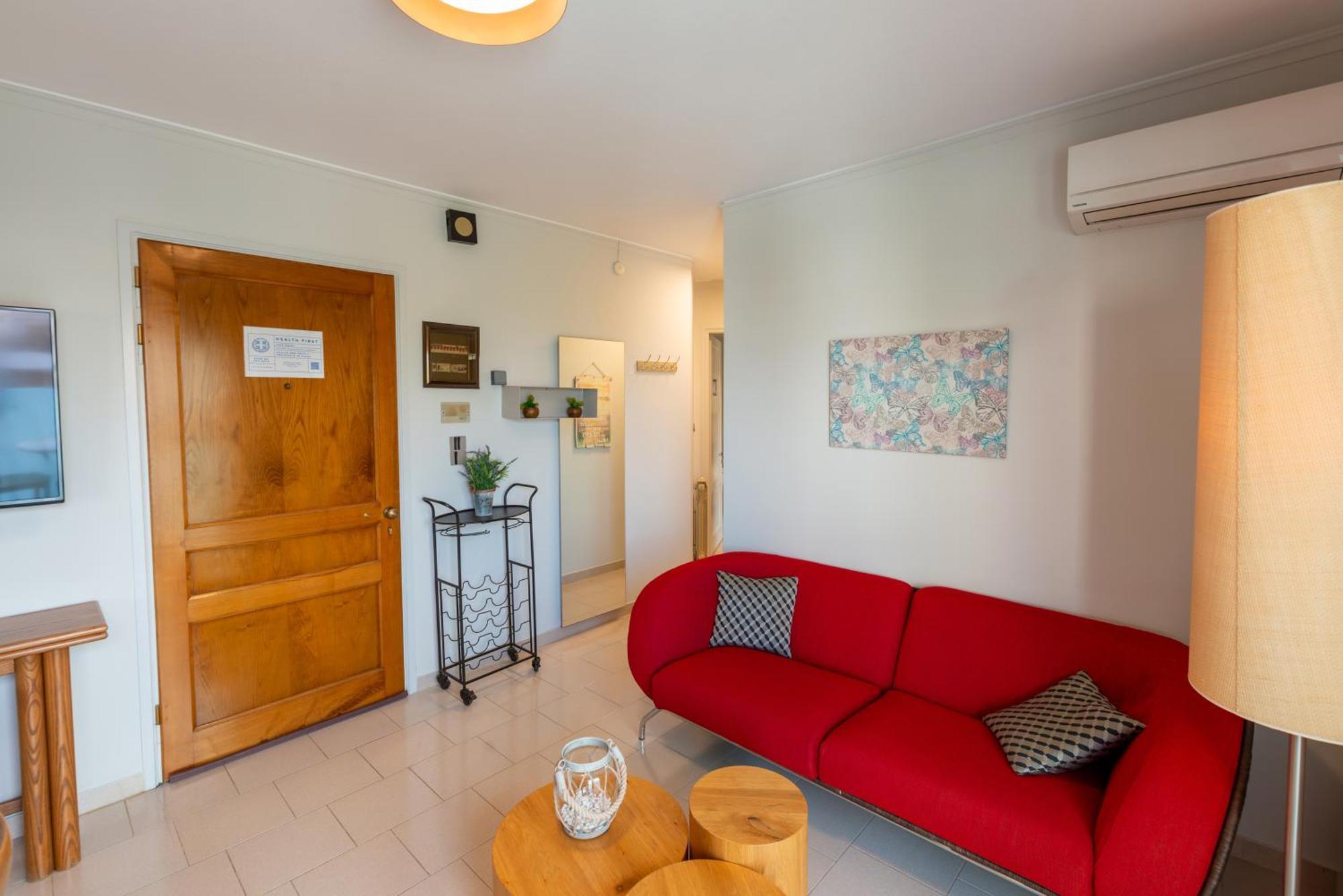 Stefan's Seafront Apartment Chania (Crete)