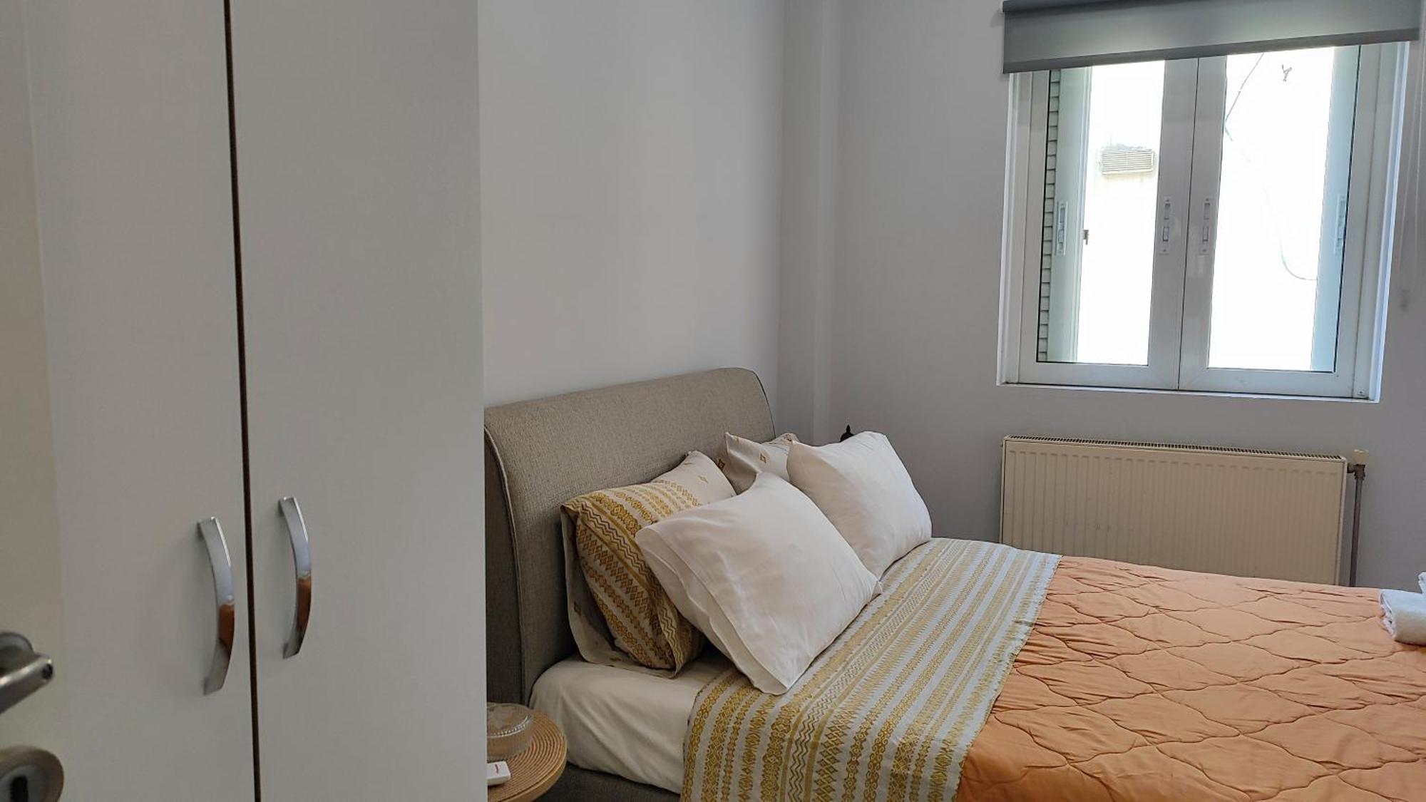 Apartment Cute And Comfy *