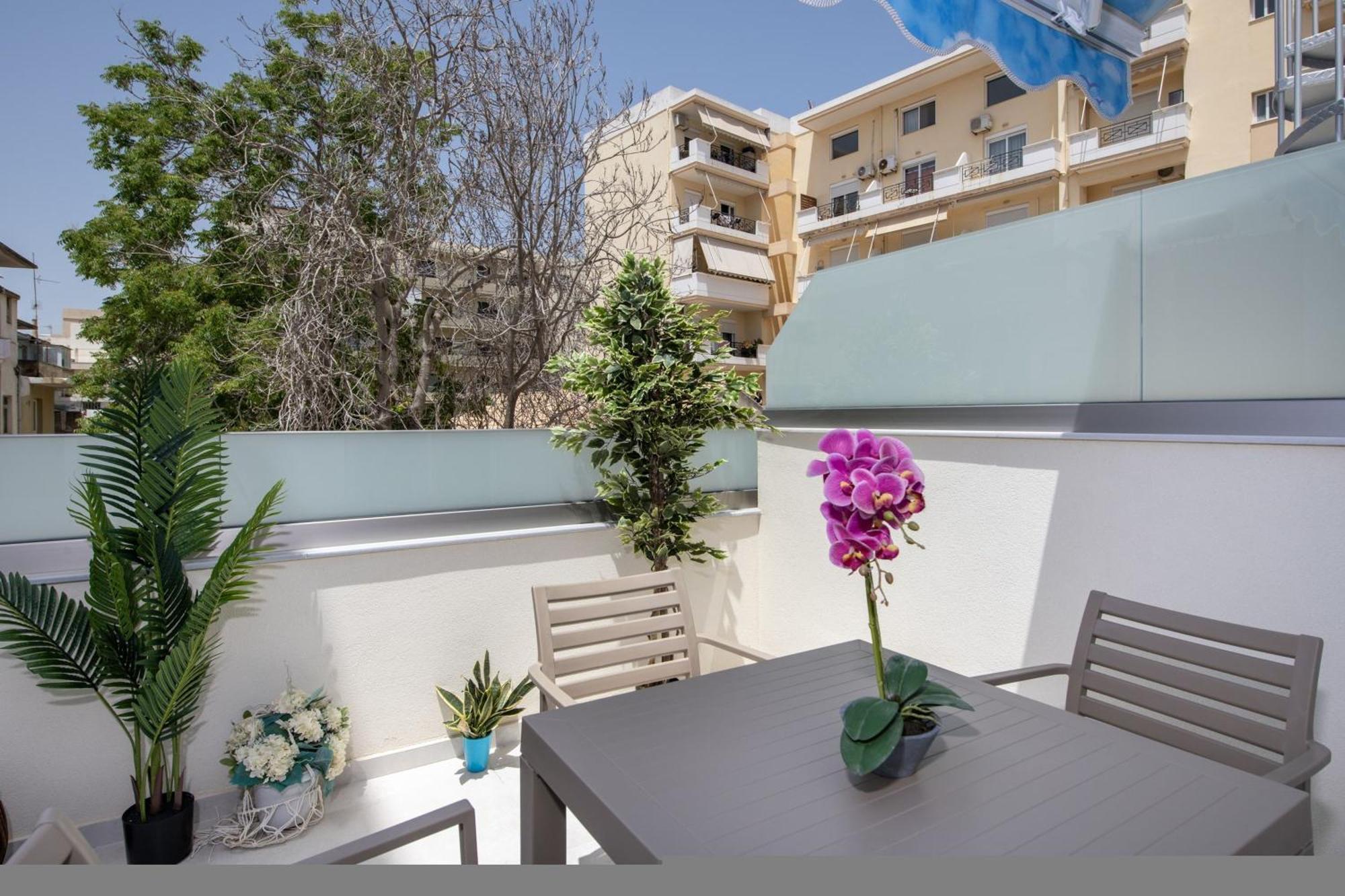 Cherry Luxury * Chania (Crete)