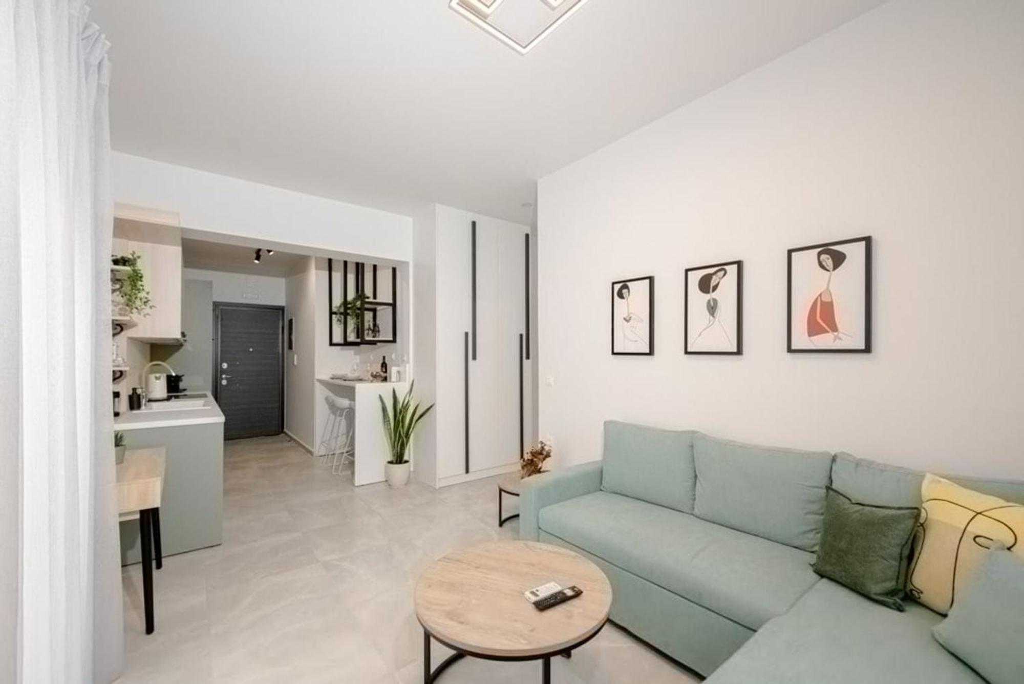 Apartment Minimal Chic Retreat