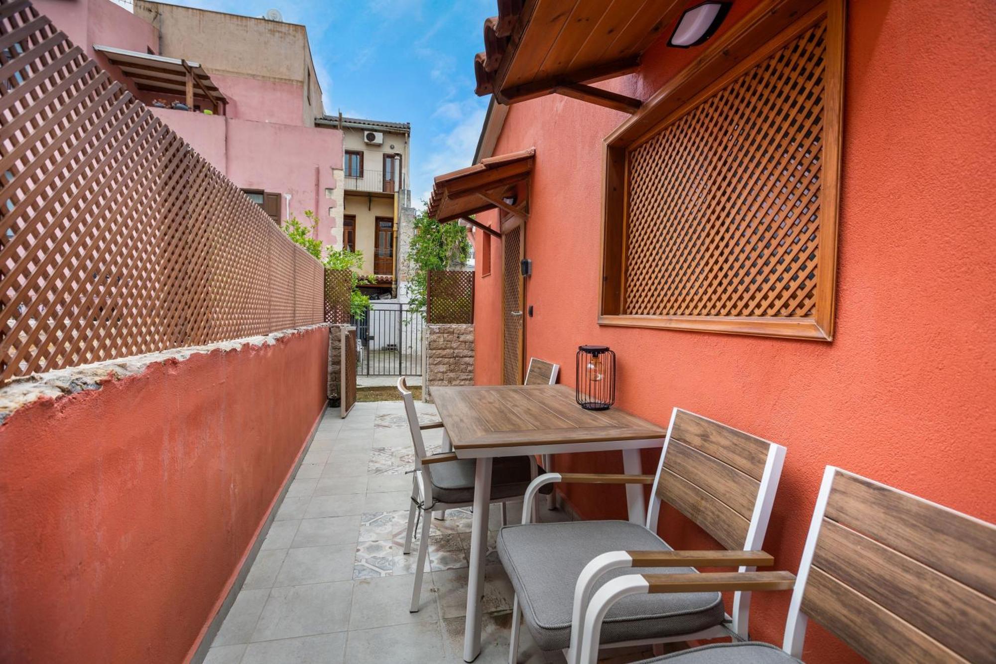 Serenity Maisonette And In The Heart Of Chania Chania (Crete)