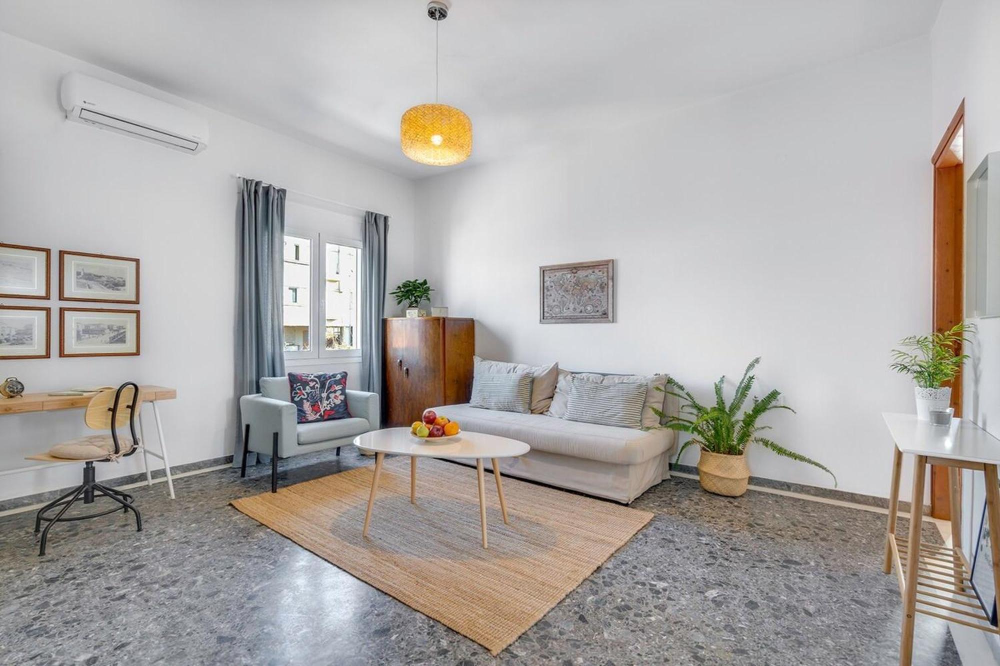 Sea And Mountain View Apartment Chania (Crete)