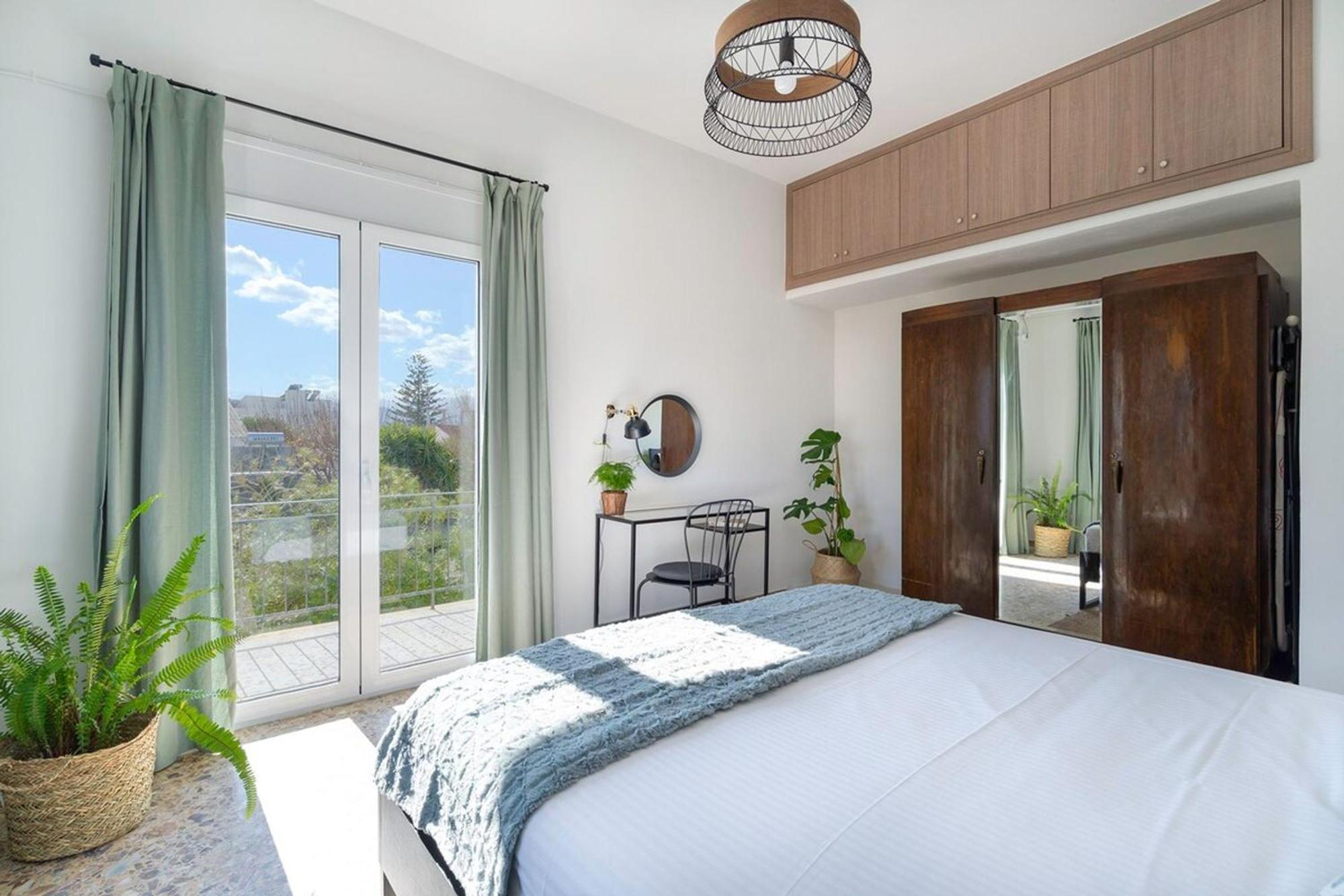 Sea And Mountain View Apartment Chania (Crete)