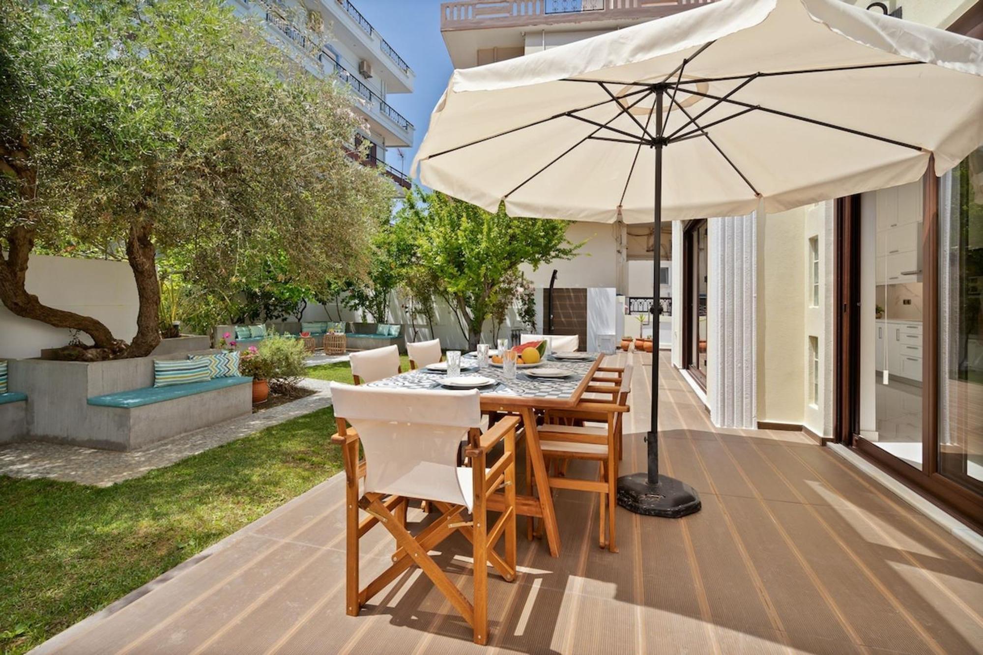 Chania Boutique - Steps From The Villa *