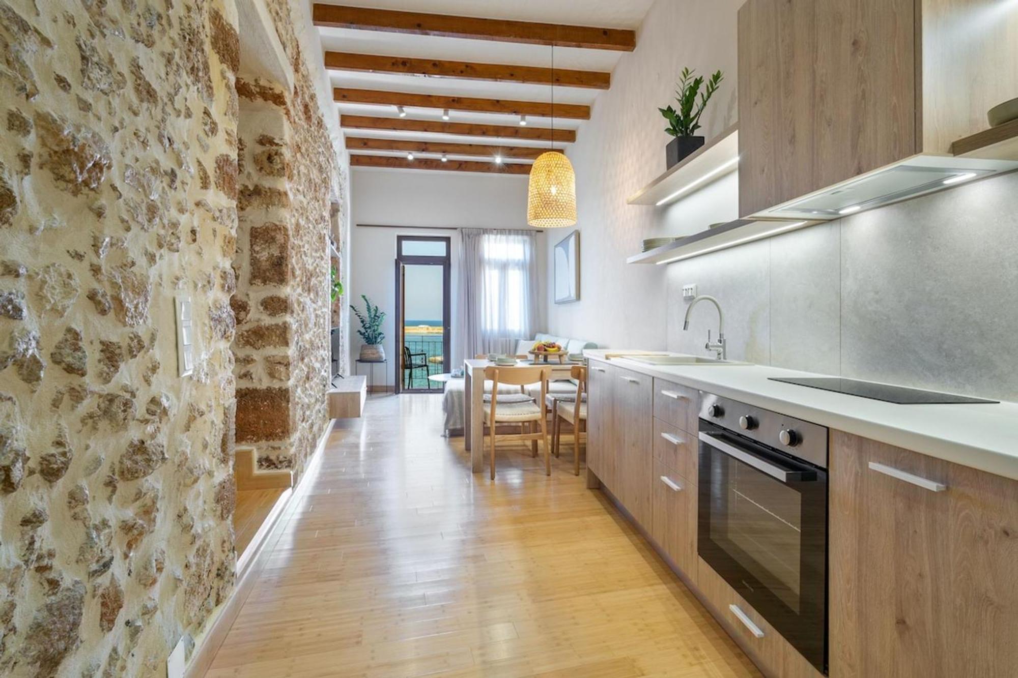 Apartment Leo 2 Bdr Overlooking The Harbor Chania (Crete)
