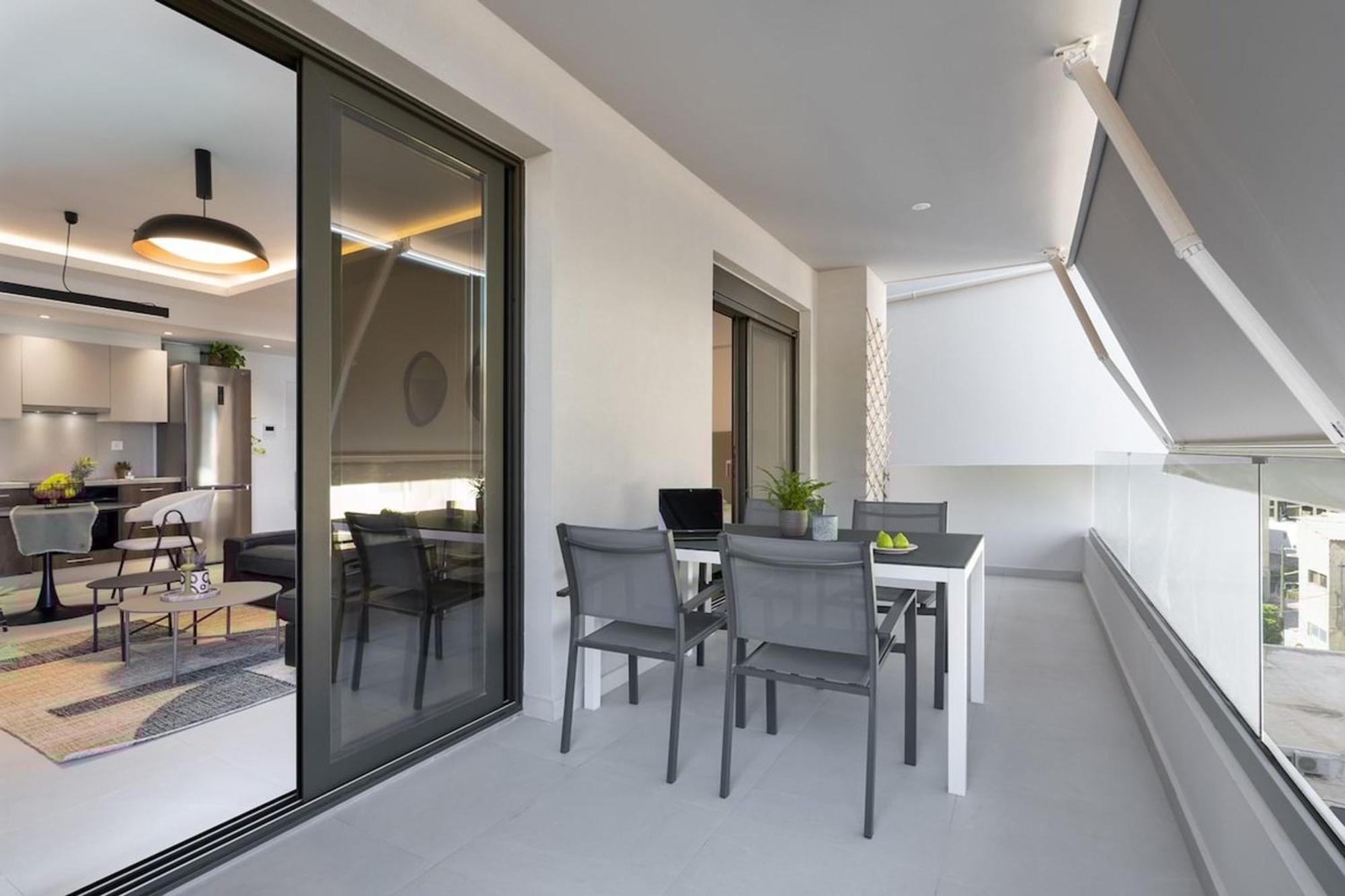 Comfy Terrace And Parking 800m To Old Town And Apartment