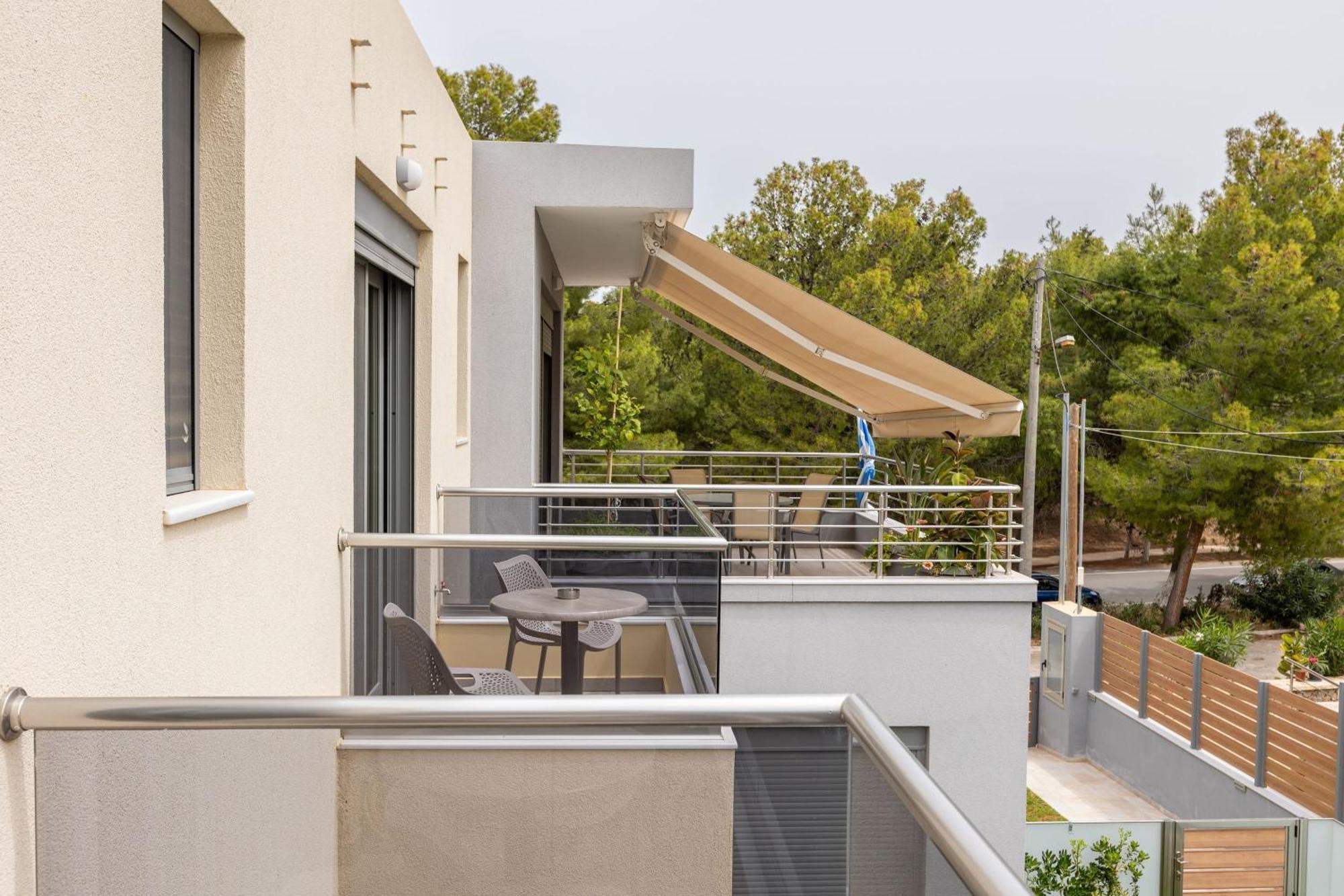 Villa Park And Sea View With Pool 2