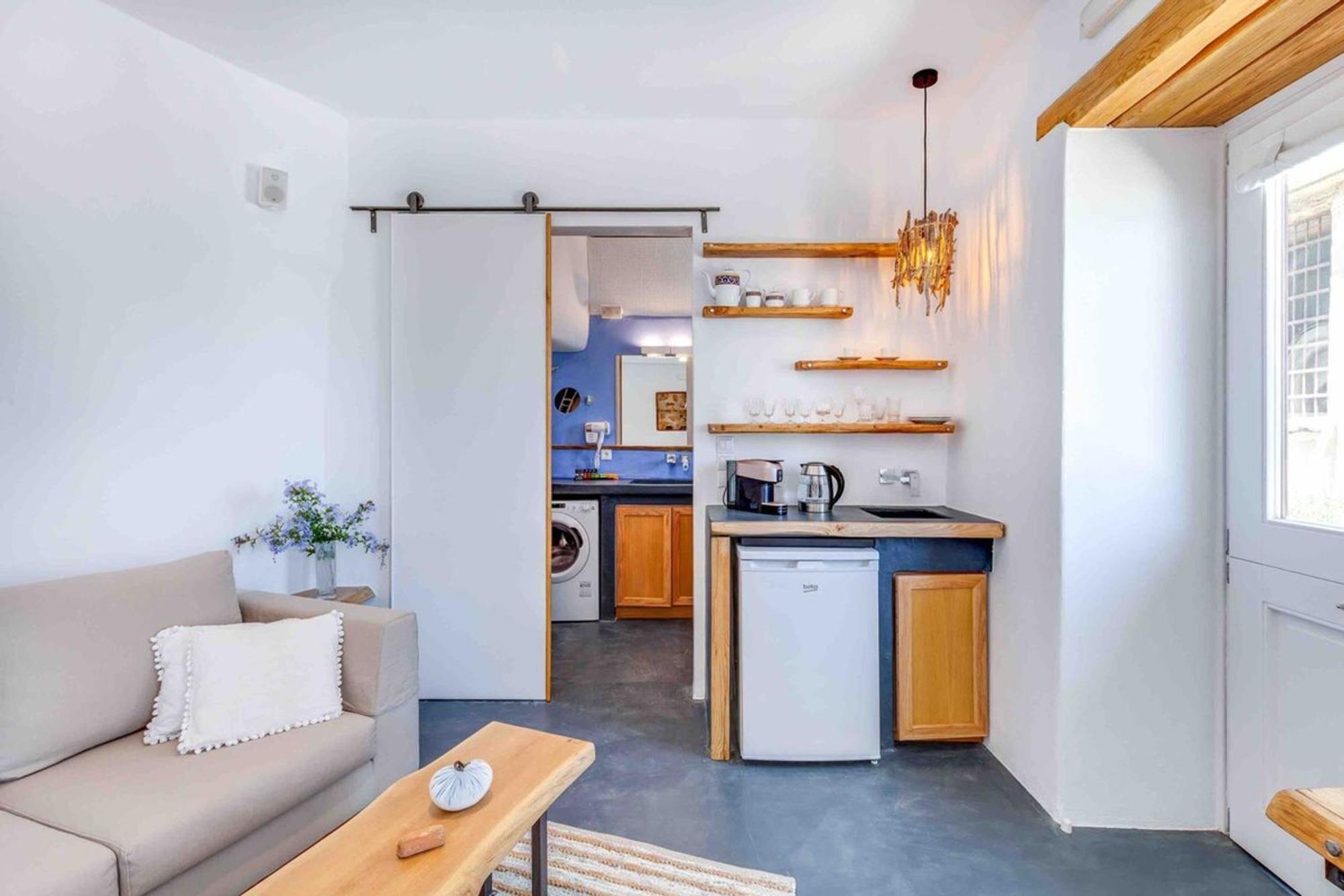 Skiff - Transformed On The Water's Edge Apartment