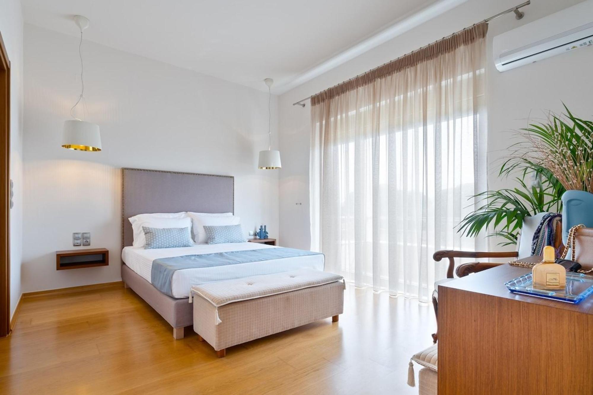 Anastasia With Private Pool And Full Privacy *