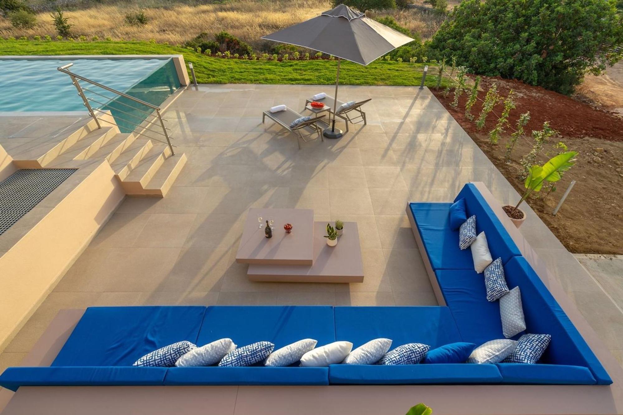 Anastasia With Private Pool And Full Privacy *