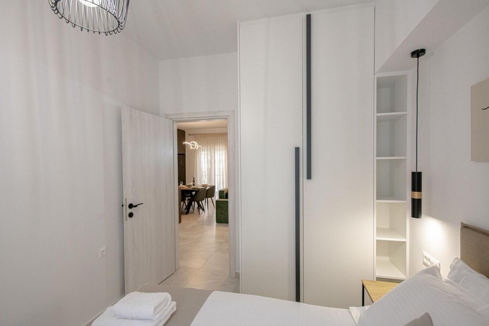Luxury Chic Retreat *