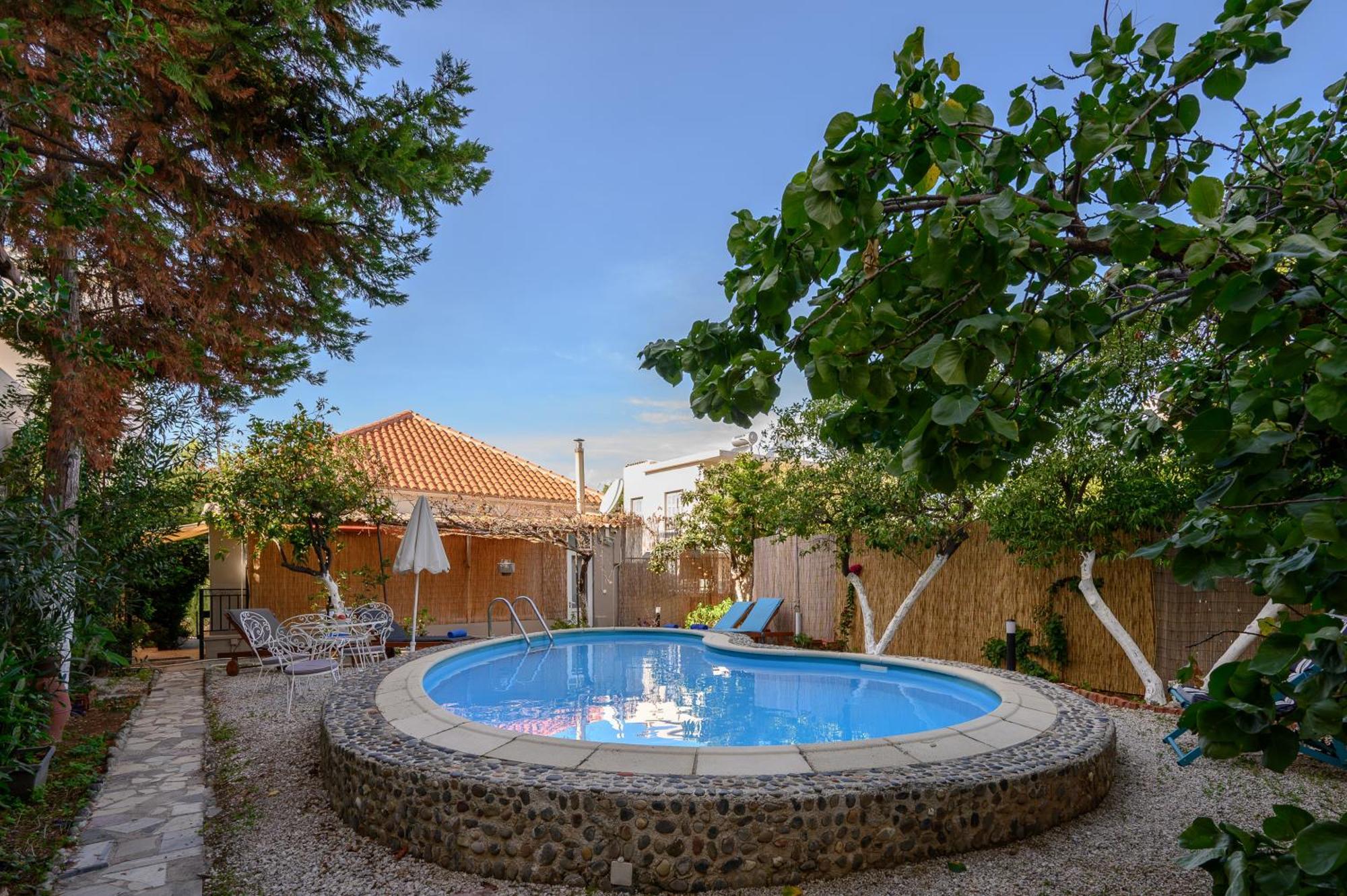 Seafalios Villa *