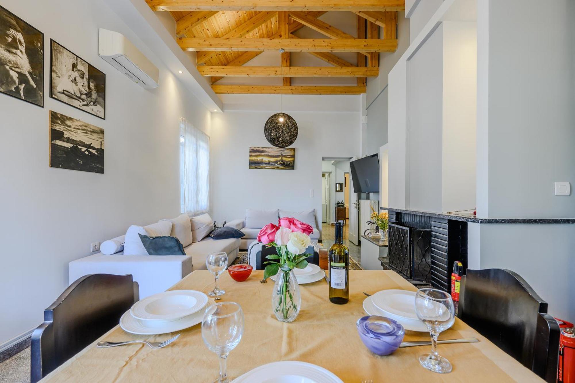Seafalios Villa *