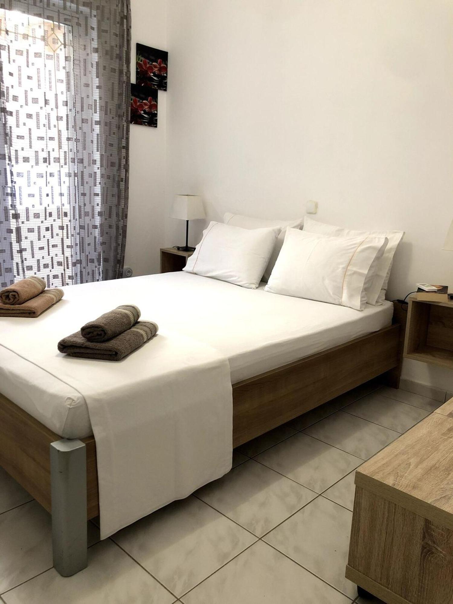 Rosy's House With Amenities Near Chania * Chania (Crete)