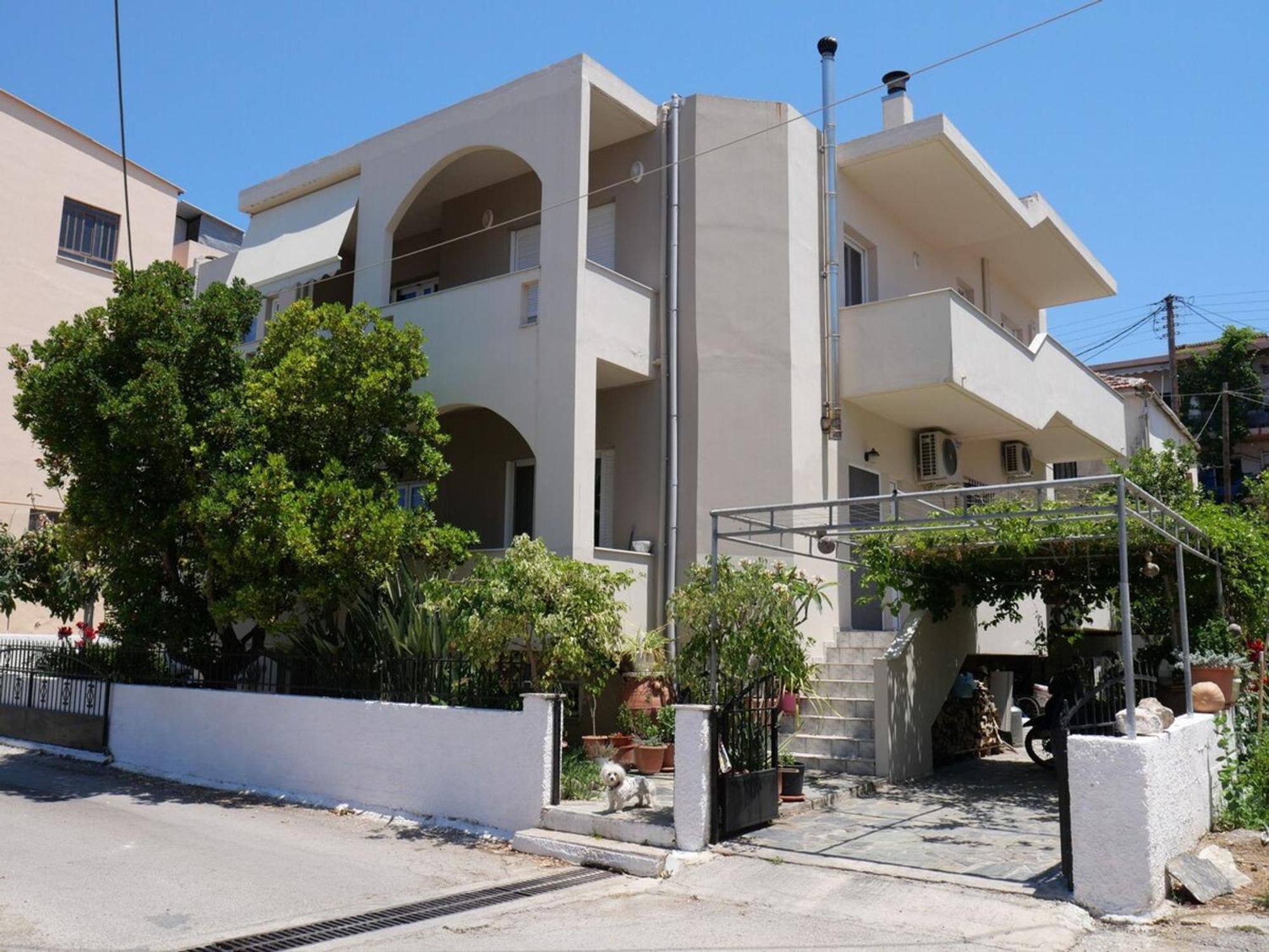 Rosy's House With Amenities Near Chania Holiday home