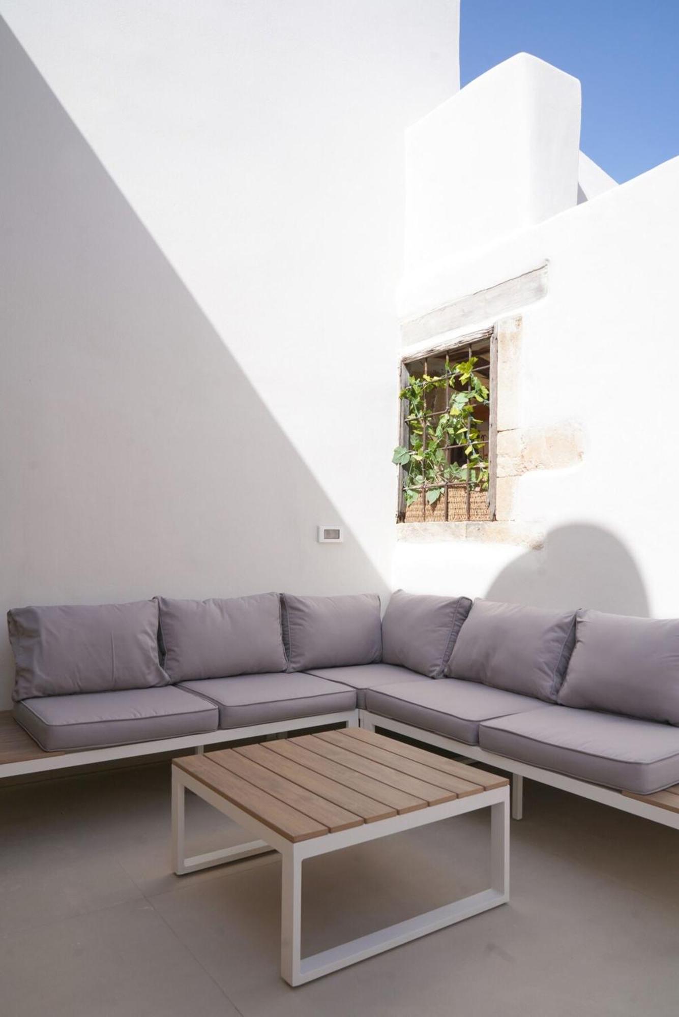 Mystiko Maisonette With Hot Tub - Chania Old Town Apartment *