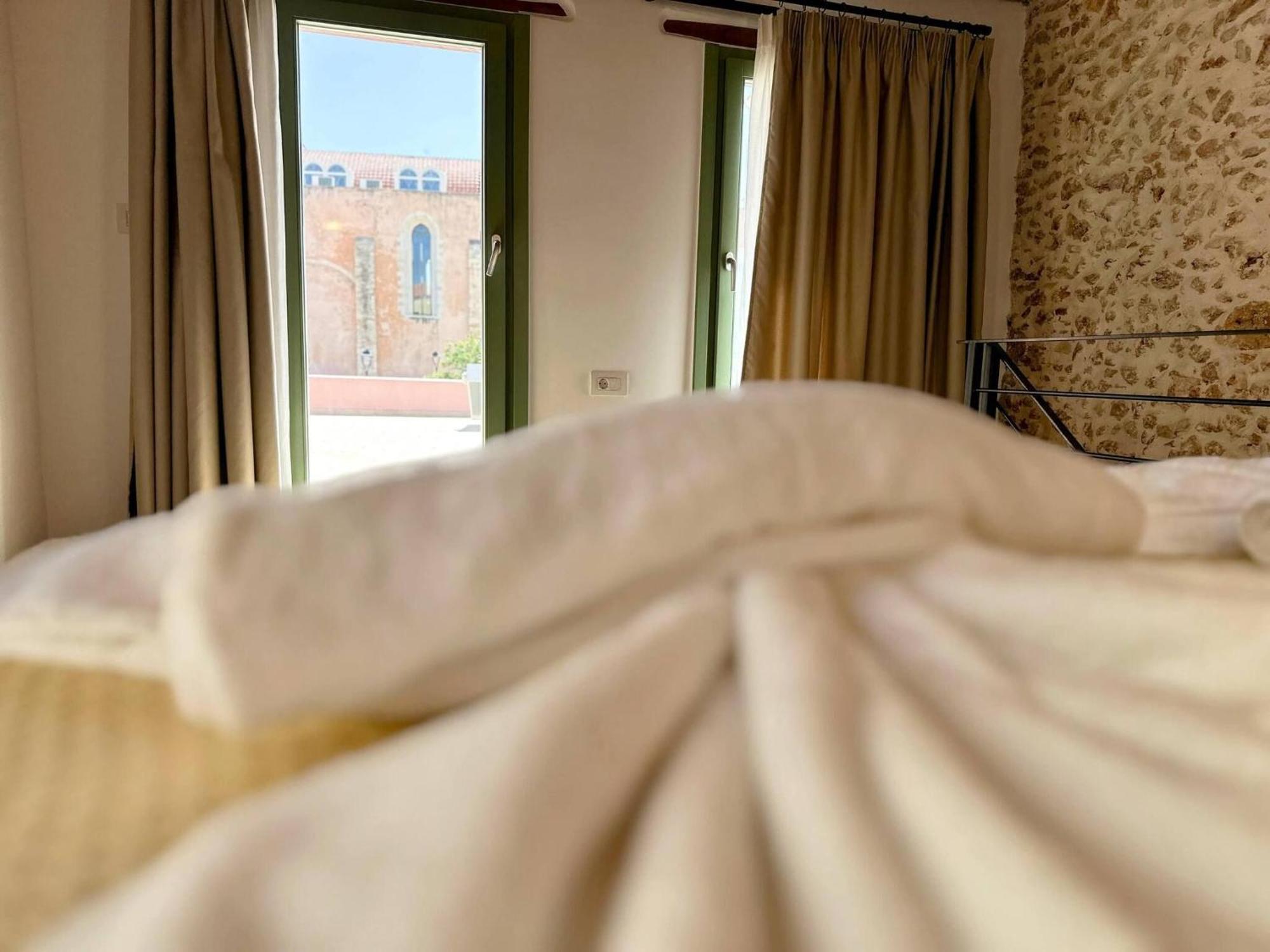 Roussos Place - Next To Splantzia Square - 2bd 2ba Casa de férias *