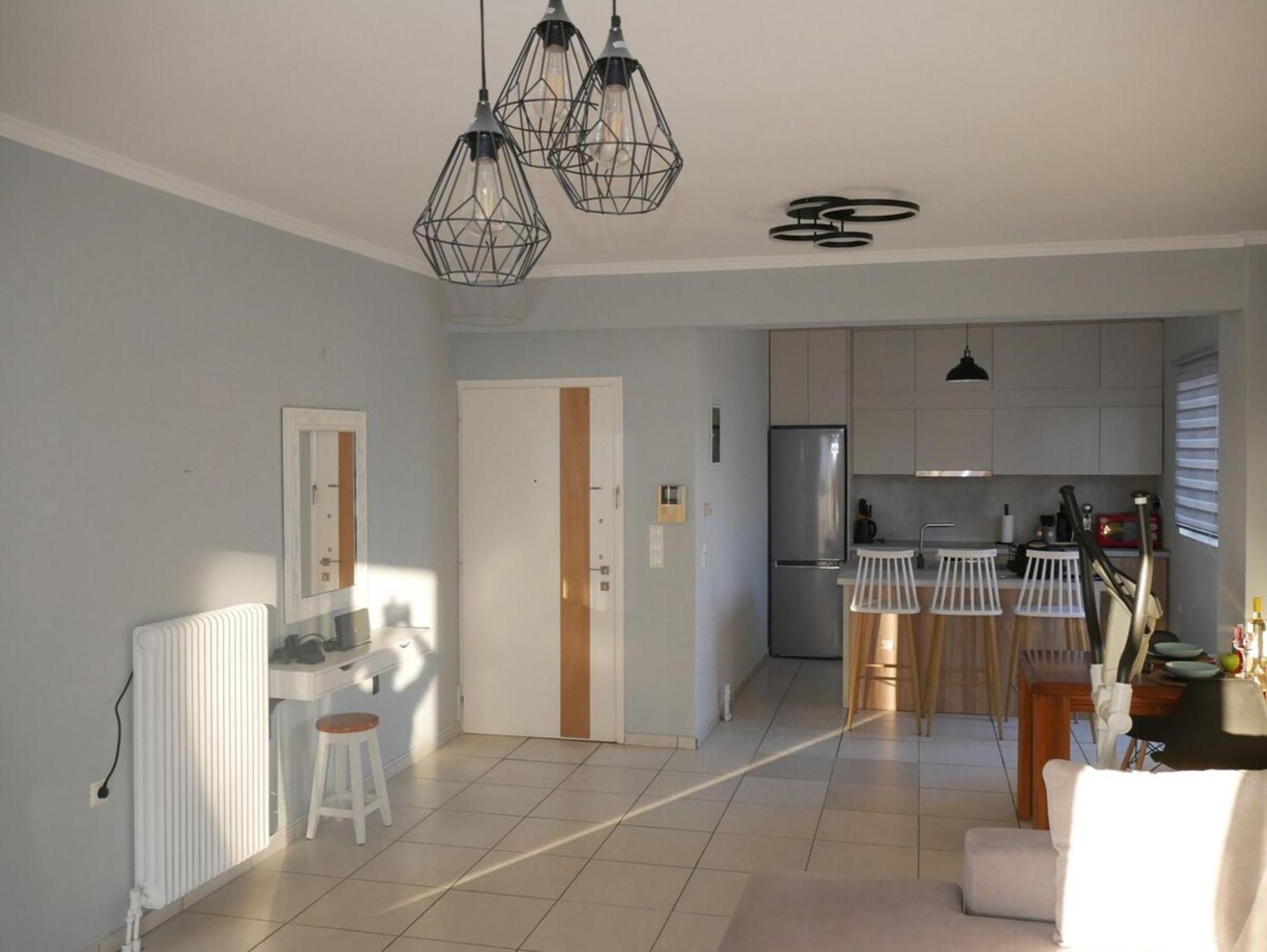 Gio's Cosy With Private Balcony Apartment *