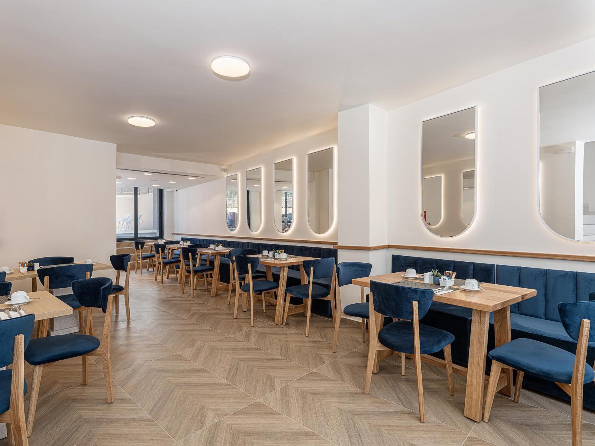 Miss Marrone Hotel 4*