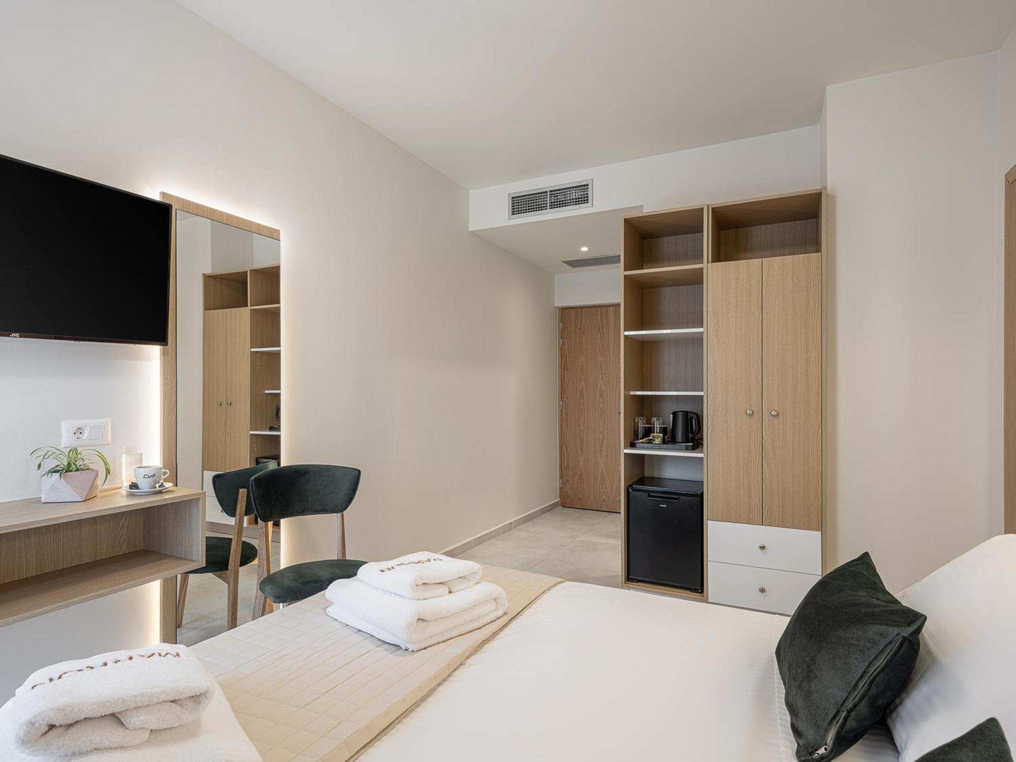 Miss Marrone Hotel 4*