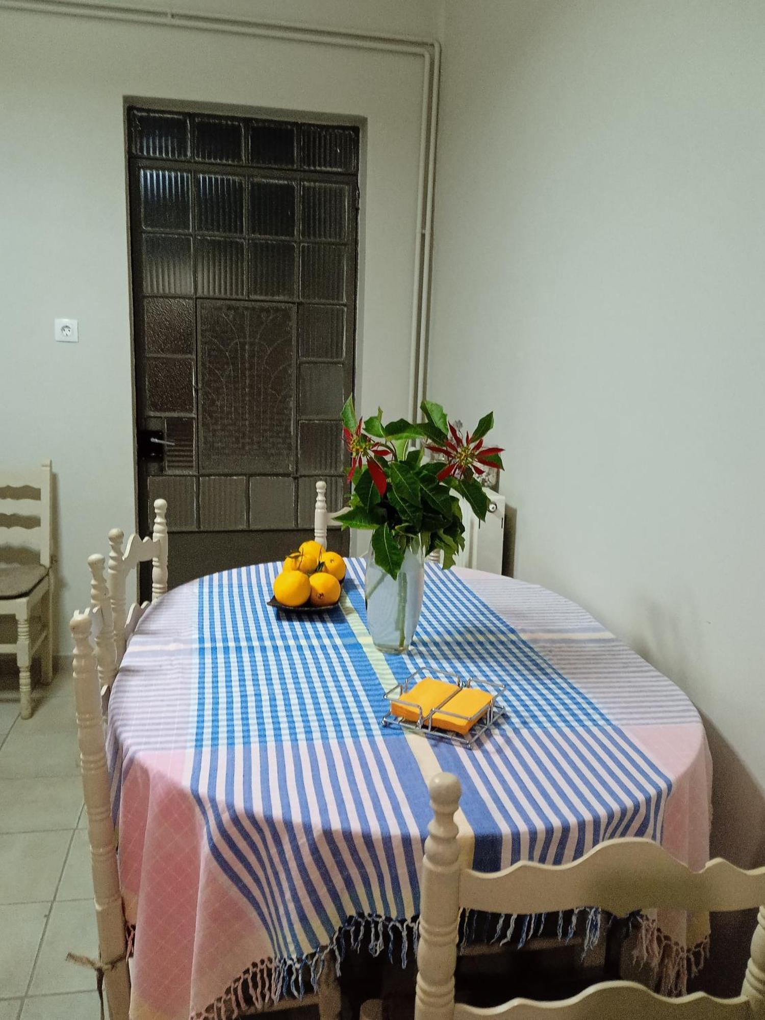Holiday home πλήρως ανακαινισμένη μονοκατοικία. Chania (Crete)