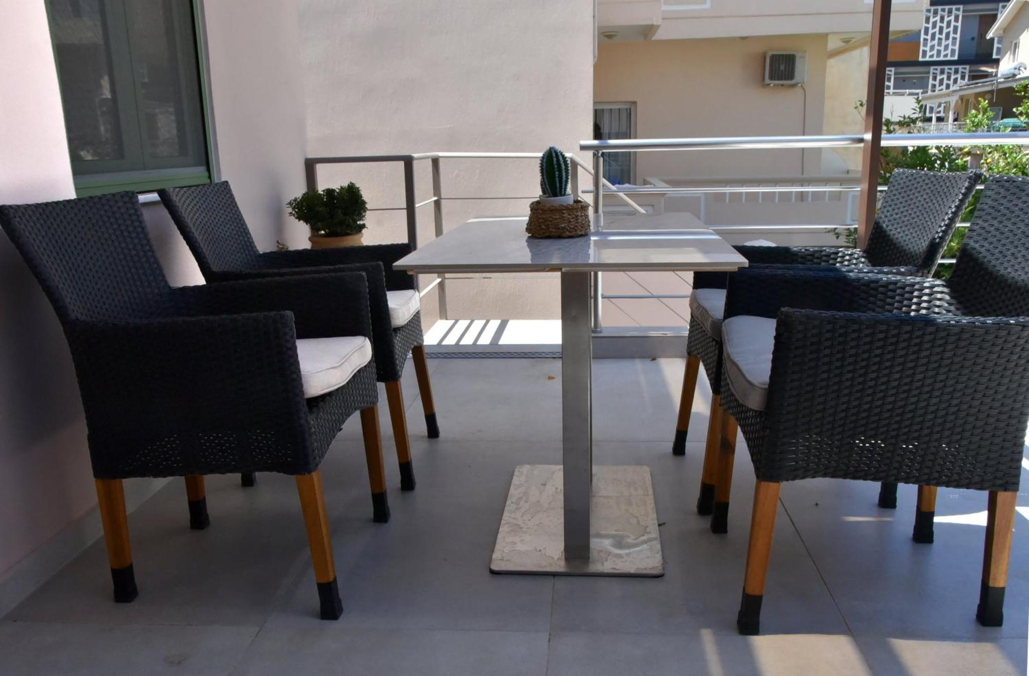 Hotel Casa Enetiko *