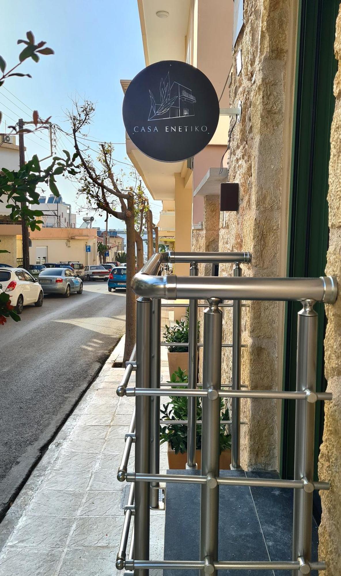 Casa Enetiko *