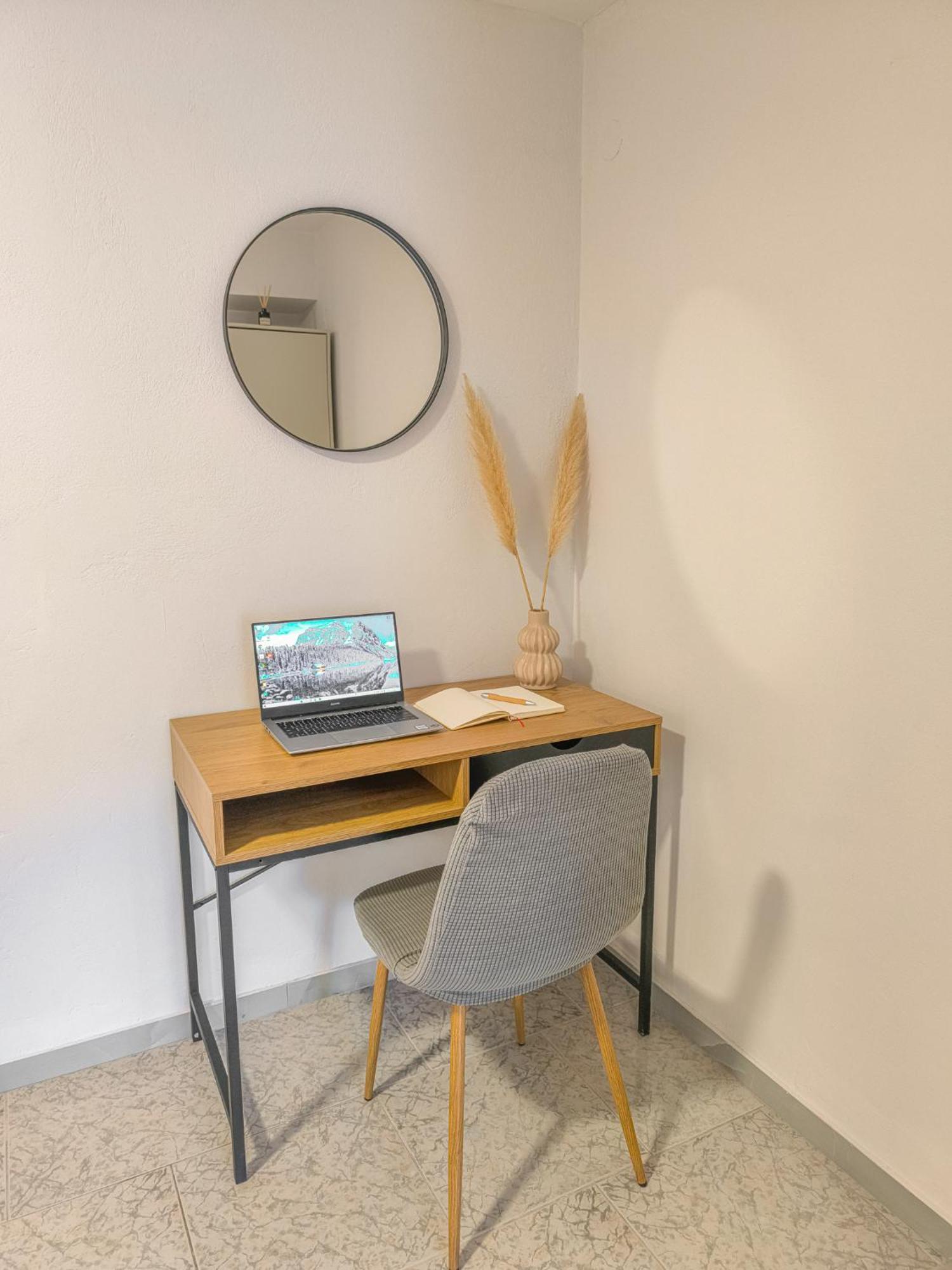 Comfy Flat With Large Terrace, Fiber Internet And Private Parking Apartment Chania (Crete)