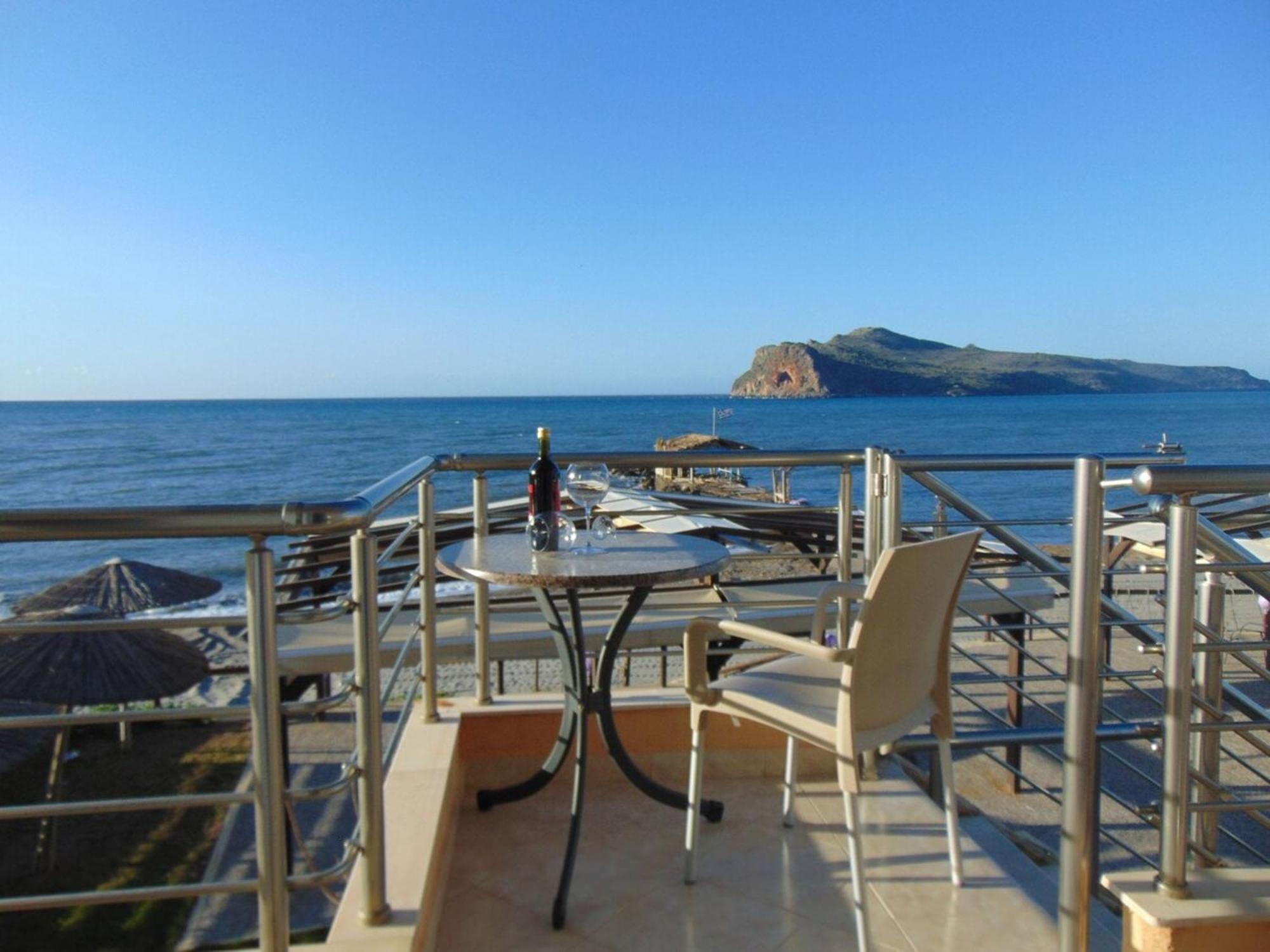Comfy Beachfront Litinas Casa With Seaview Apartment *