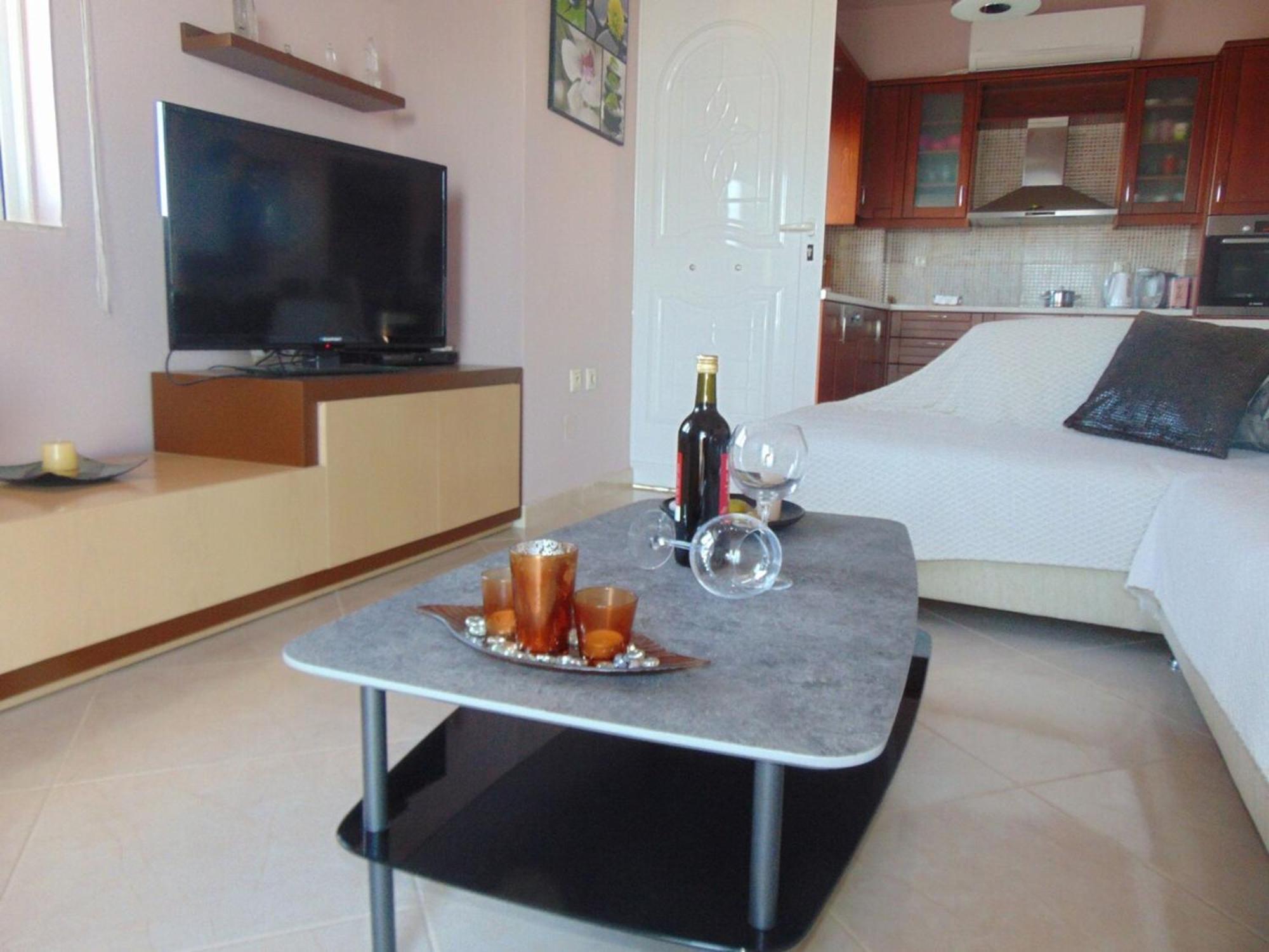 Comfy Beachfront Litinas Casa With Seaview *