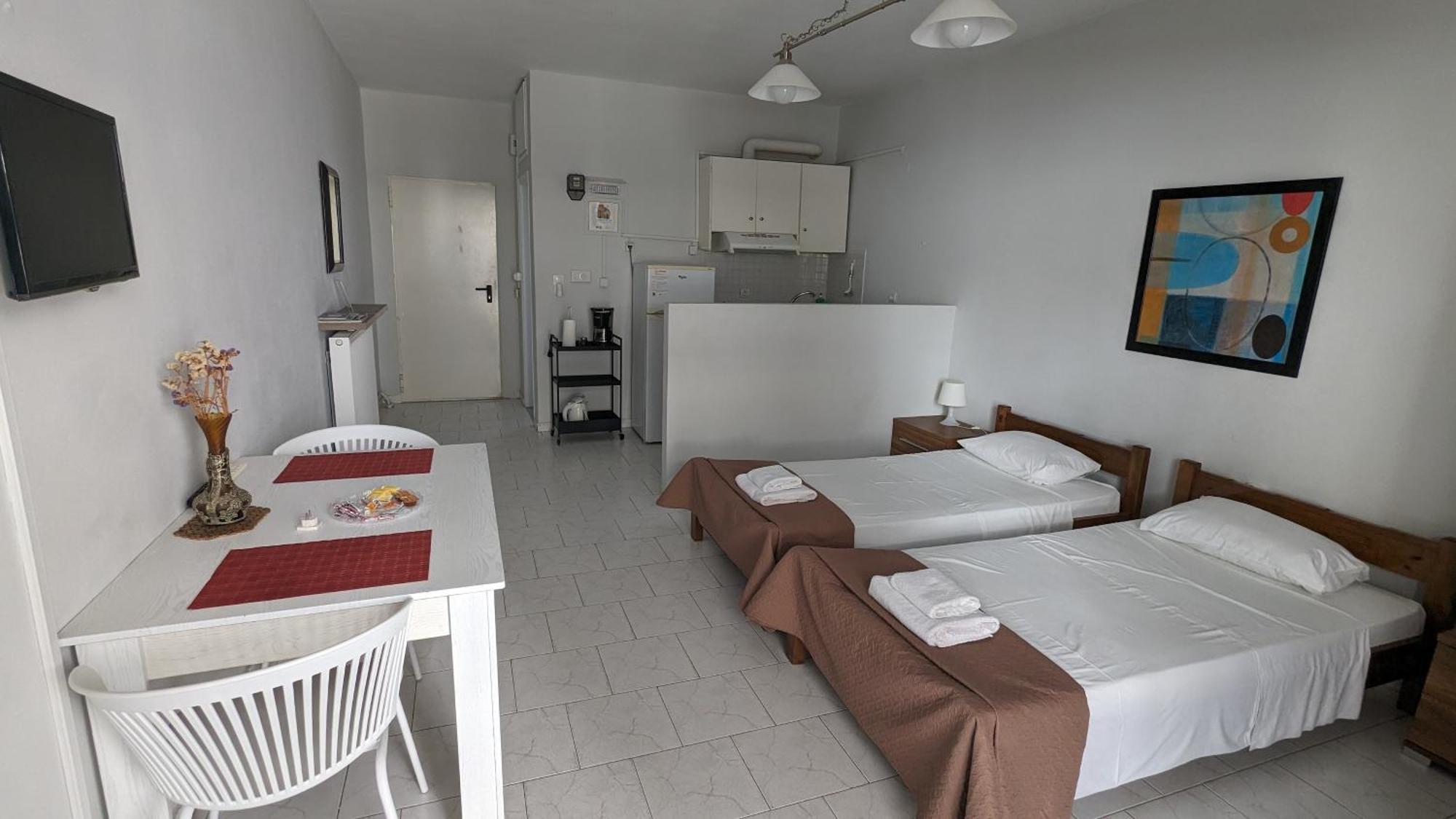 Dimitris Break Apts Aparthotel *