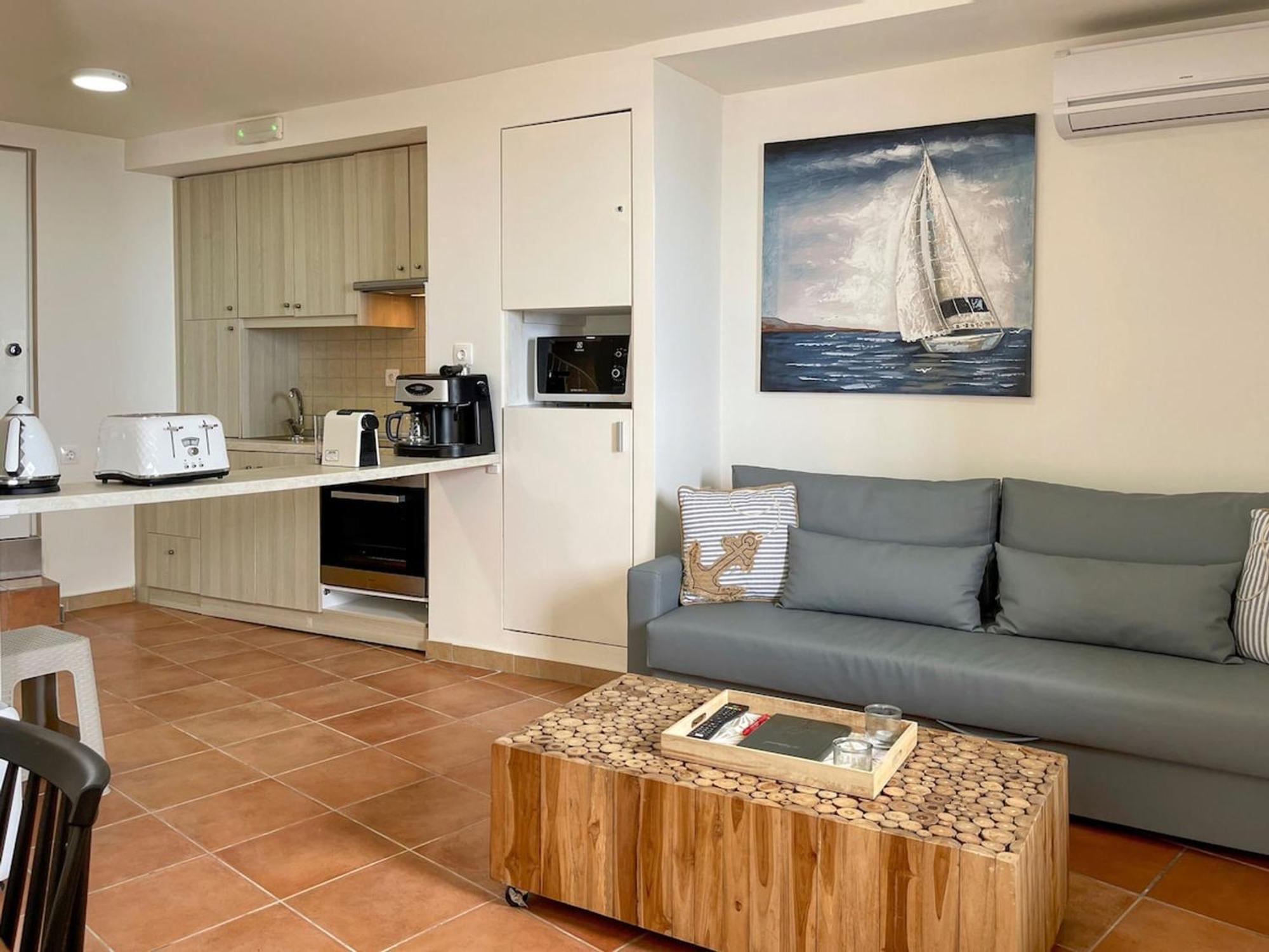 Waves - Seaside Escape Holiday home Chania (Crete)