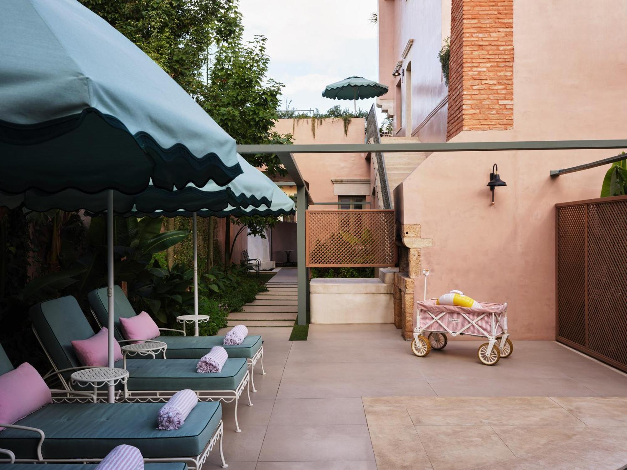 Domus Blanc Boutique Hotel 5*