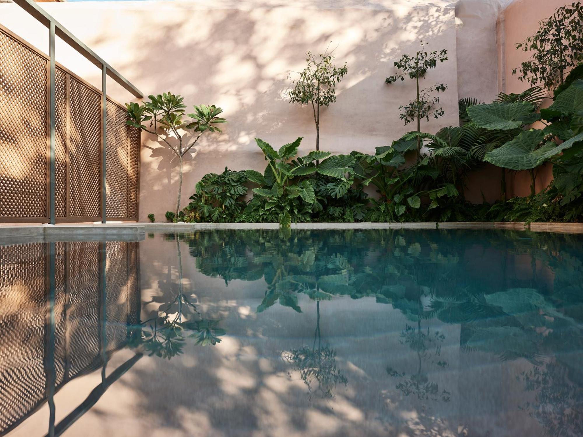 Domus Blanc Boutique