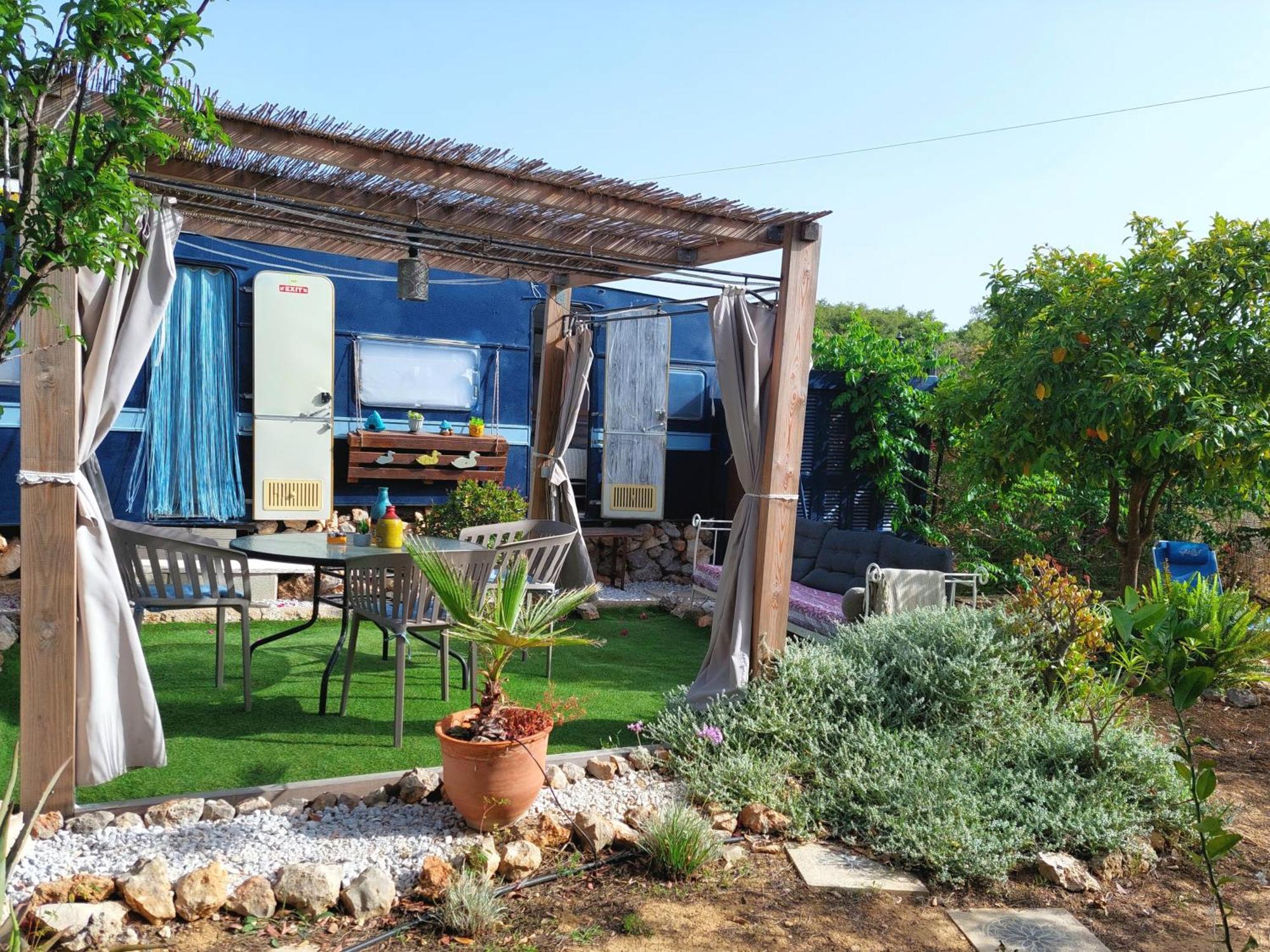 Dream Tiny House Or Luxus Tent With Pool