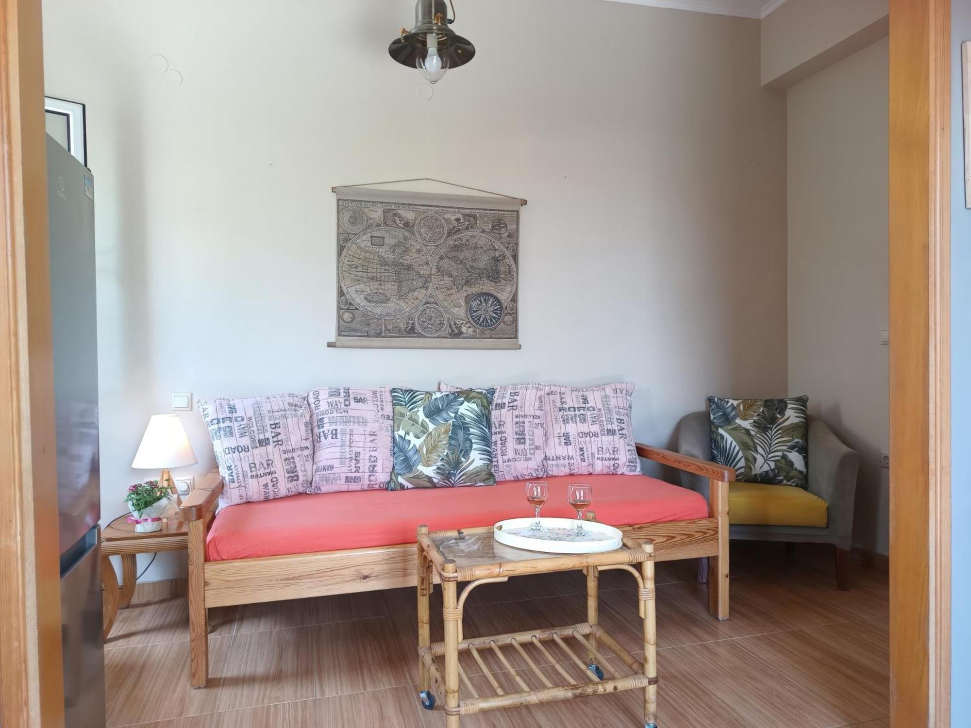 Apartment Banana Leaves Flat *