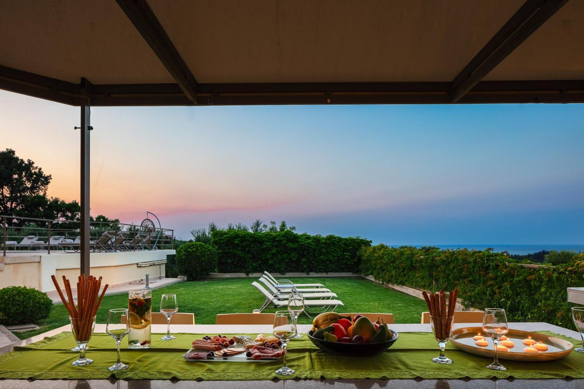 Anastasia - Private Pool & Panoramic Views