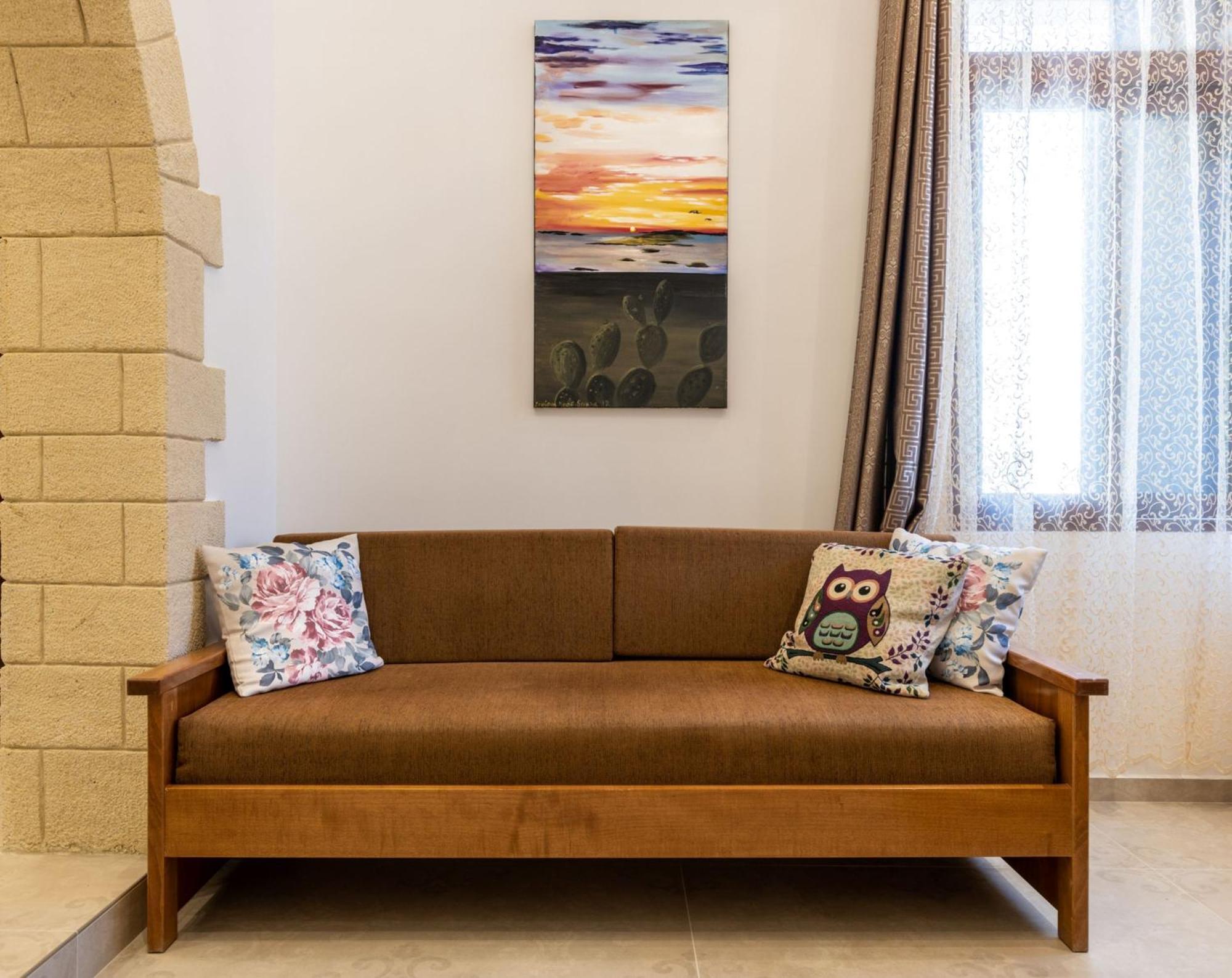 The Owl House Near Chania Centre Apartment