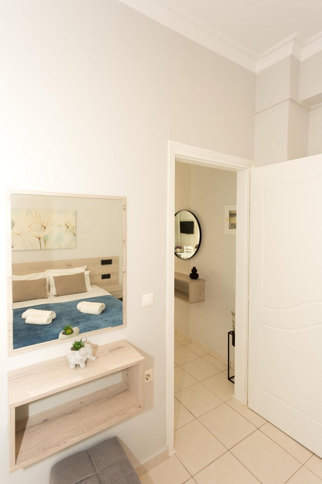 Eleni Apartment