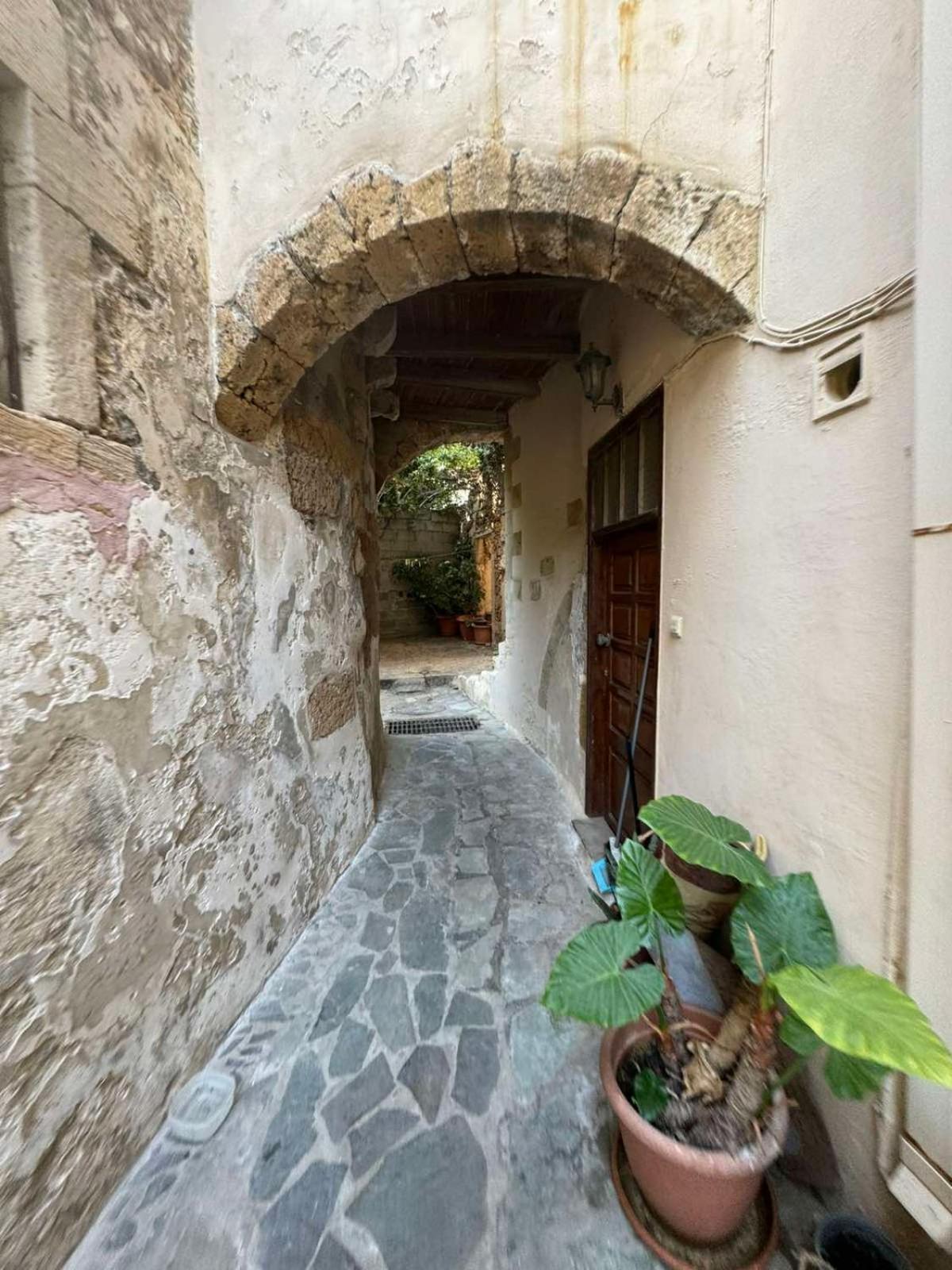 Casa Argirenia